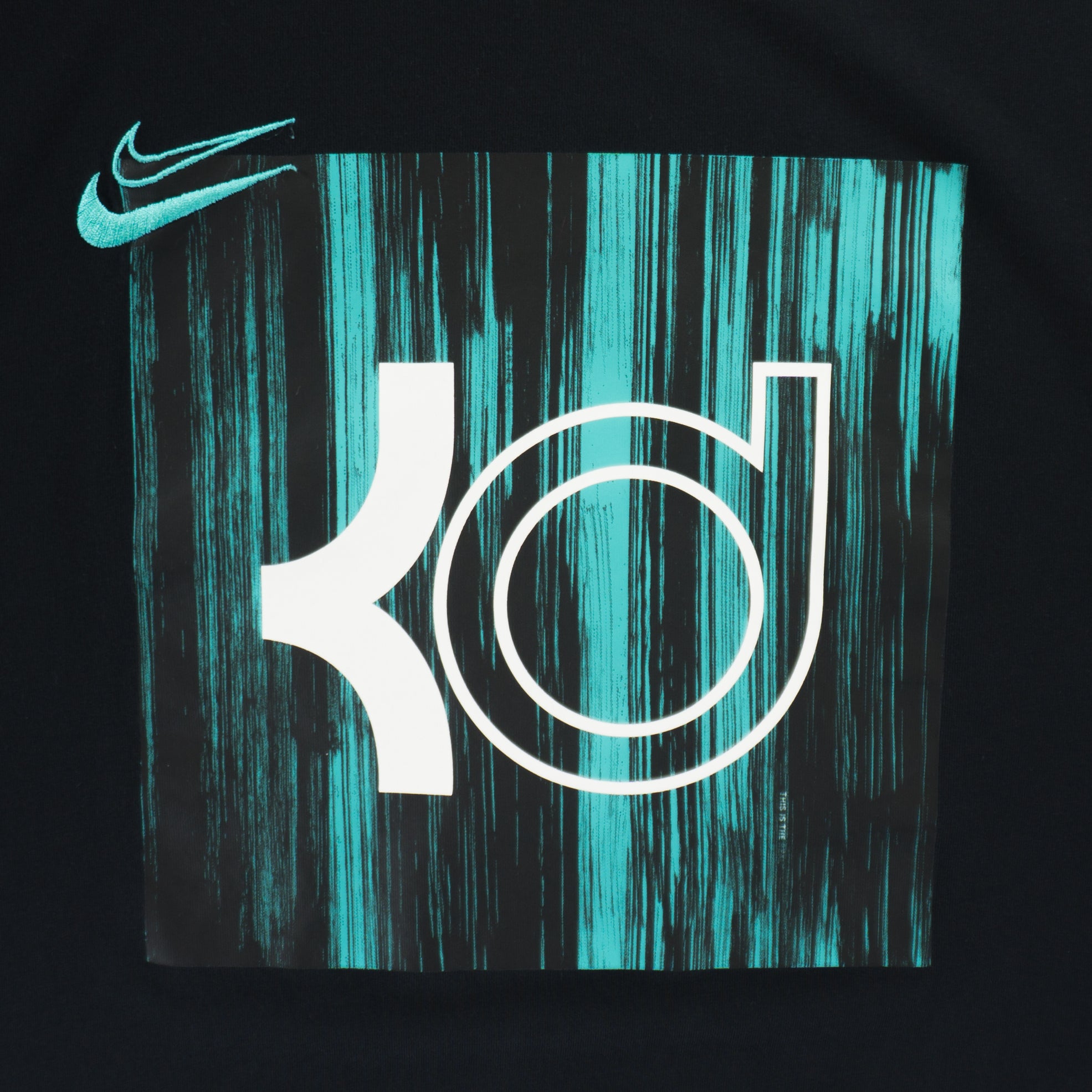 Nike Dri-Fit Черна Тениска с Графика