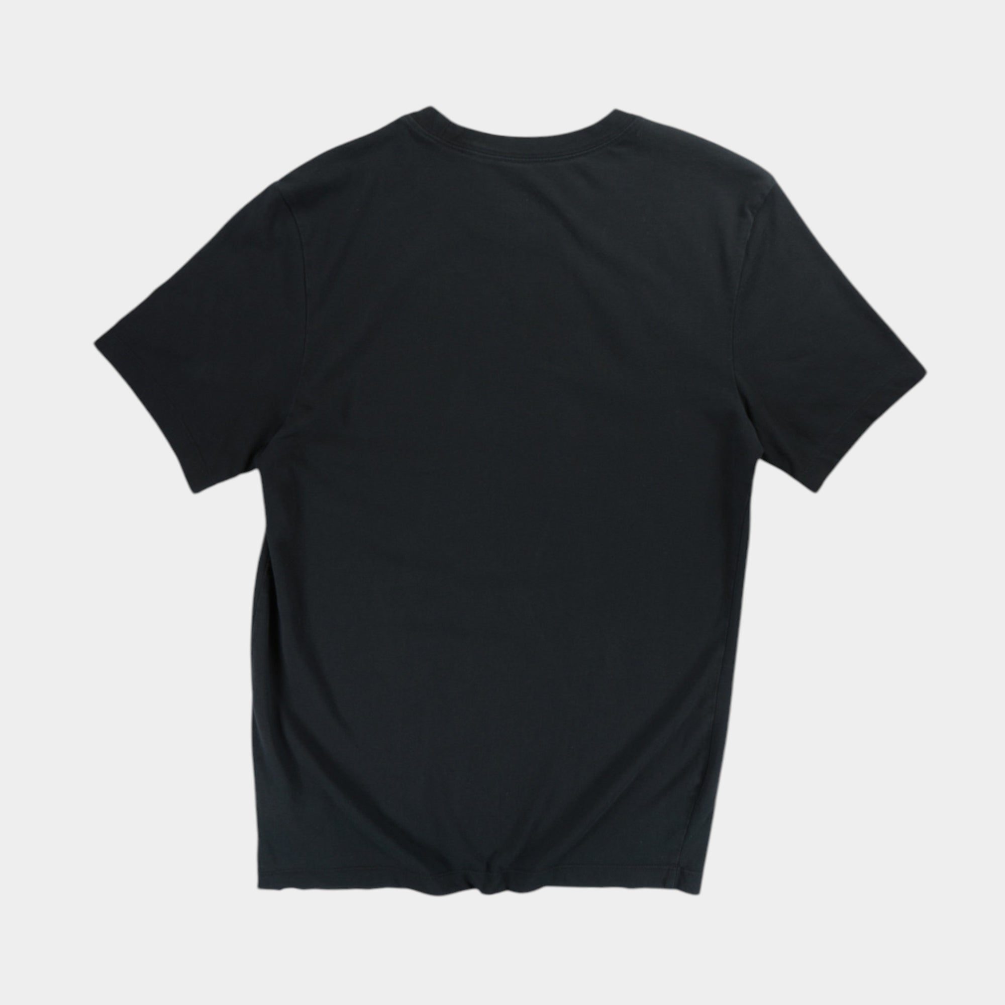 Nike Dri-Fit Черна Тениска с Графика