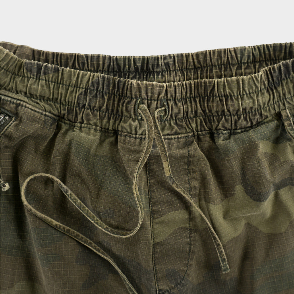 Carhartt WIP Камуфлажни Карго Панталони