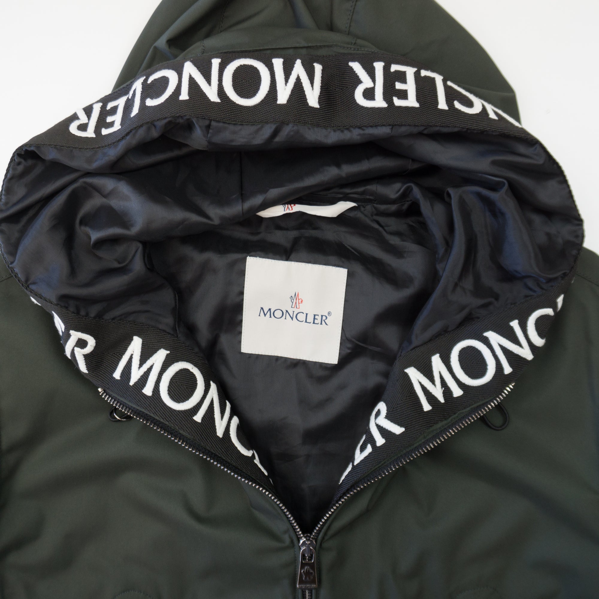 Moncler Тънко Яке