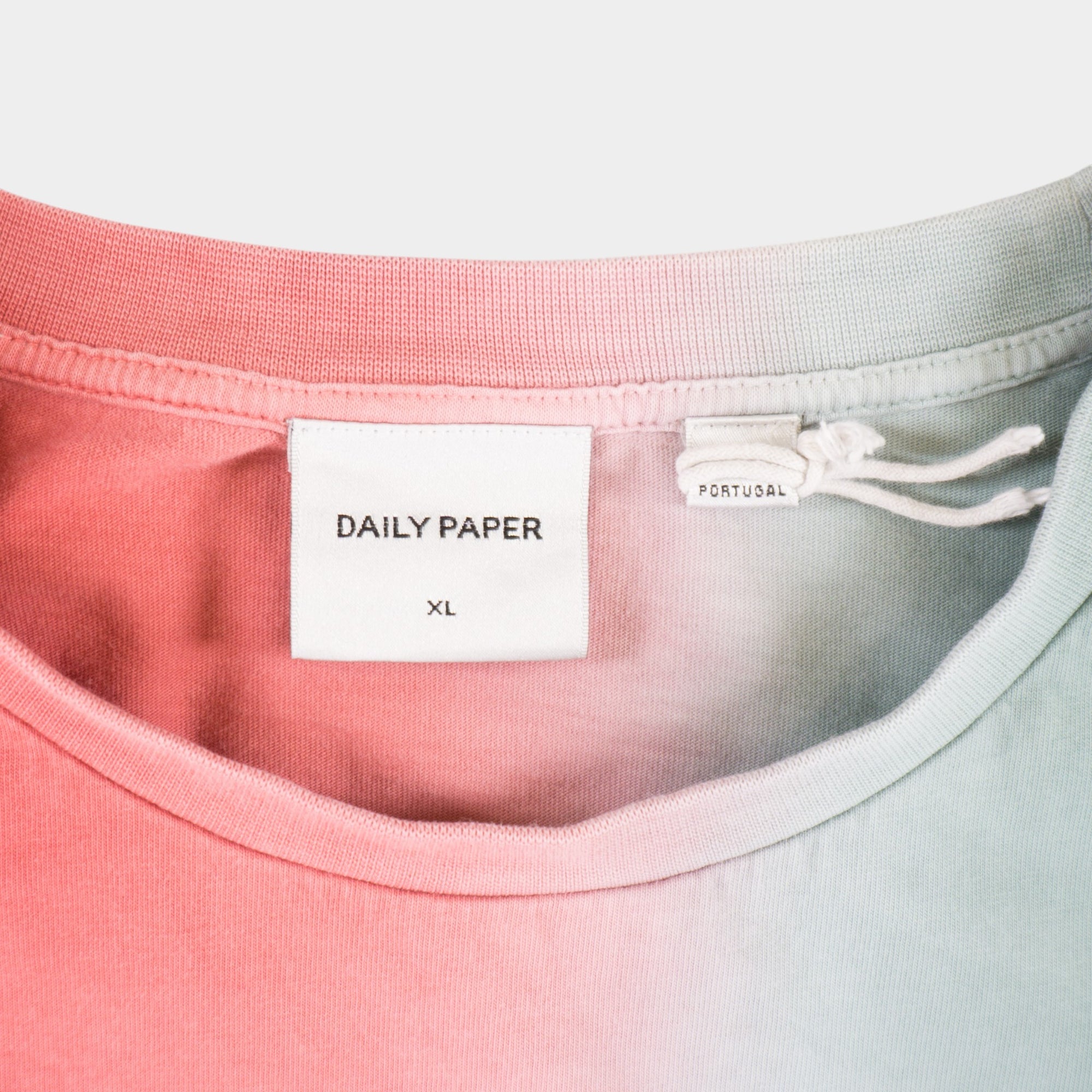 Daily Paper Тениска