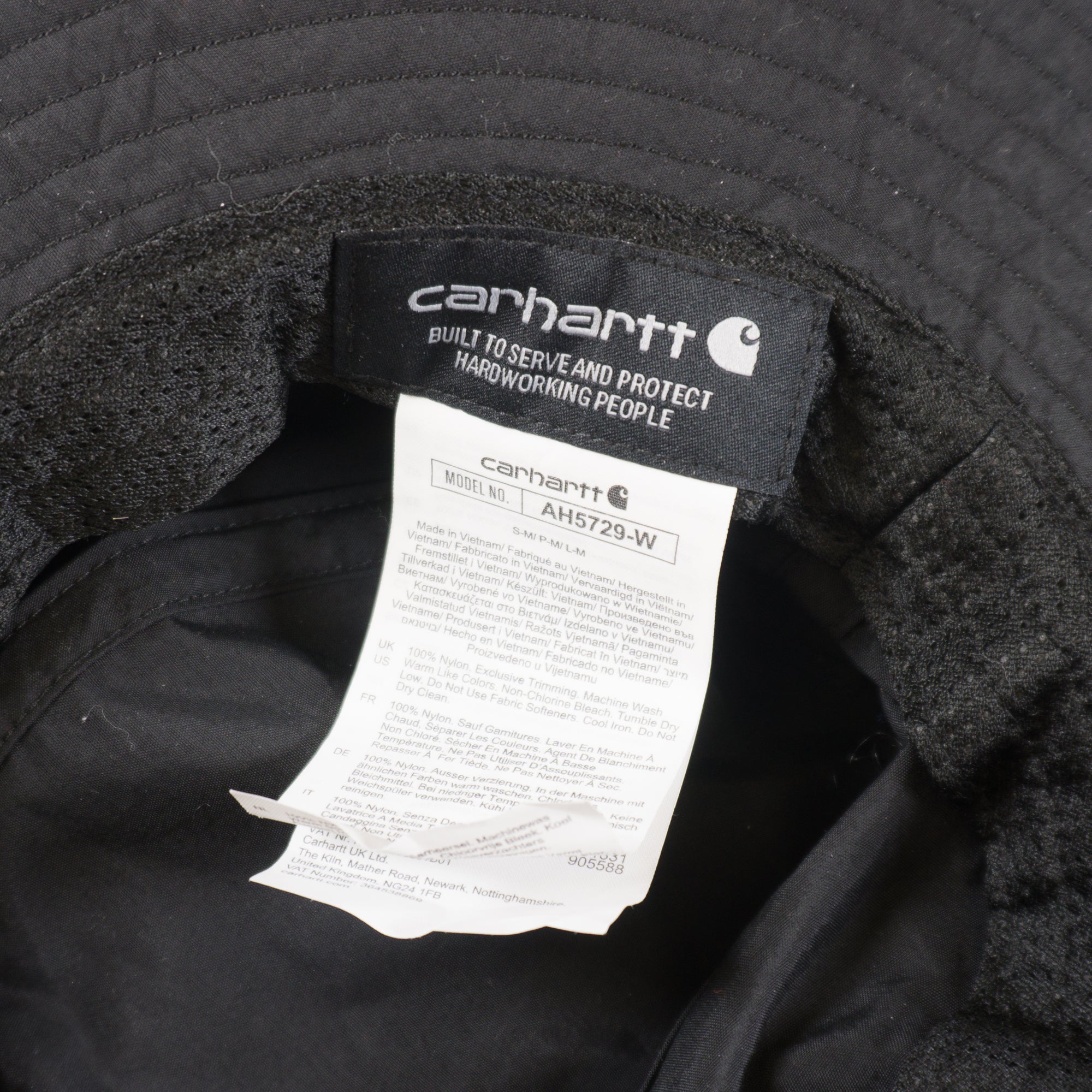 Carhartt Черна Шапка Идиотка