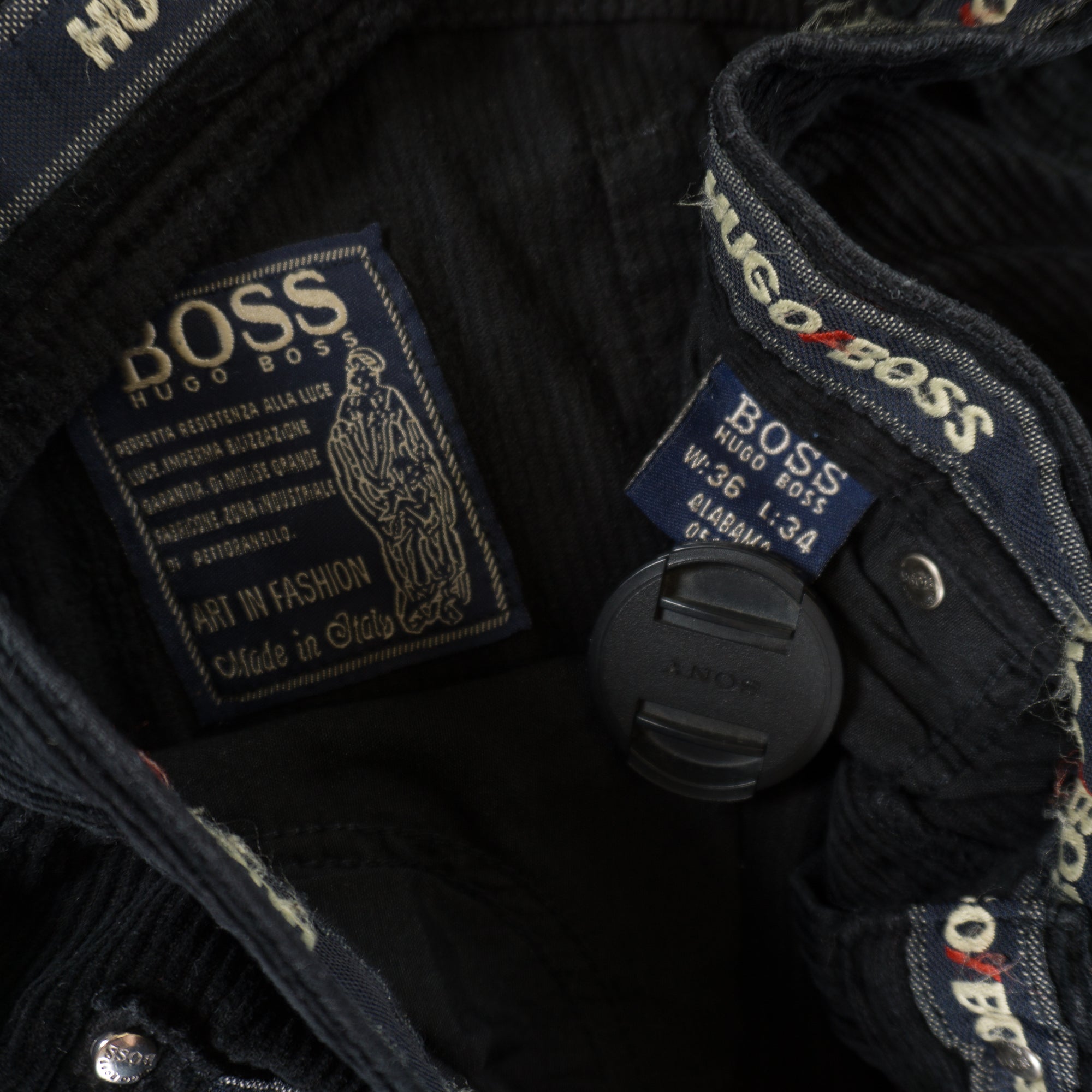 Hugo Boss Винтидж Черни Кадифени Панталони