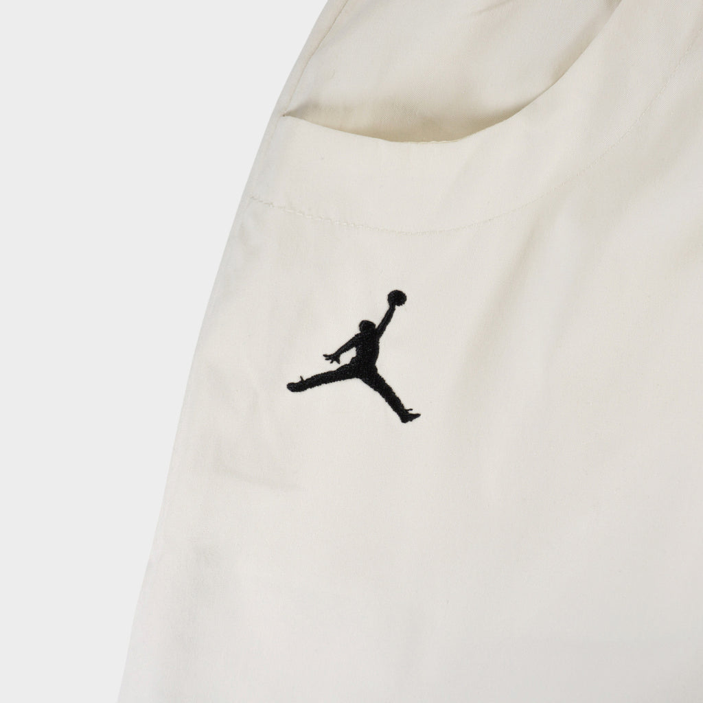 Jordan Бял Анцуг
