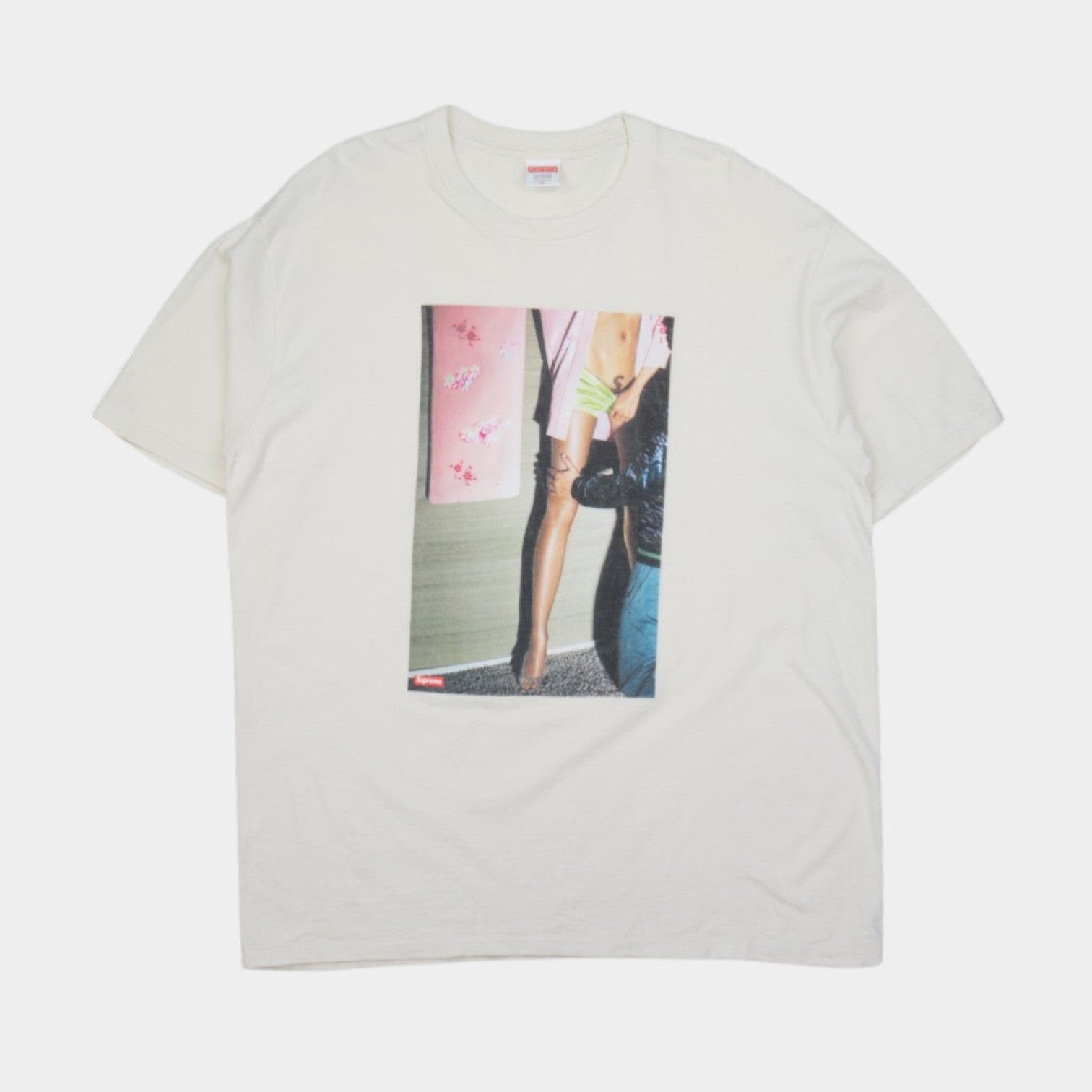 Supreme SS22 Model Тениска