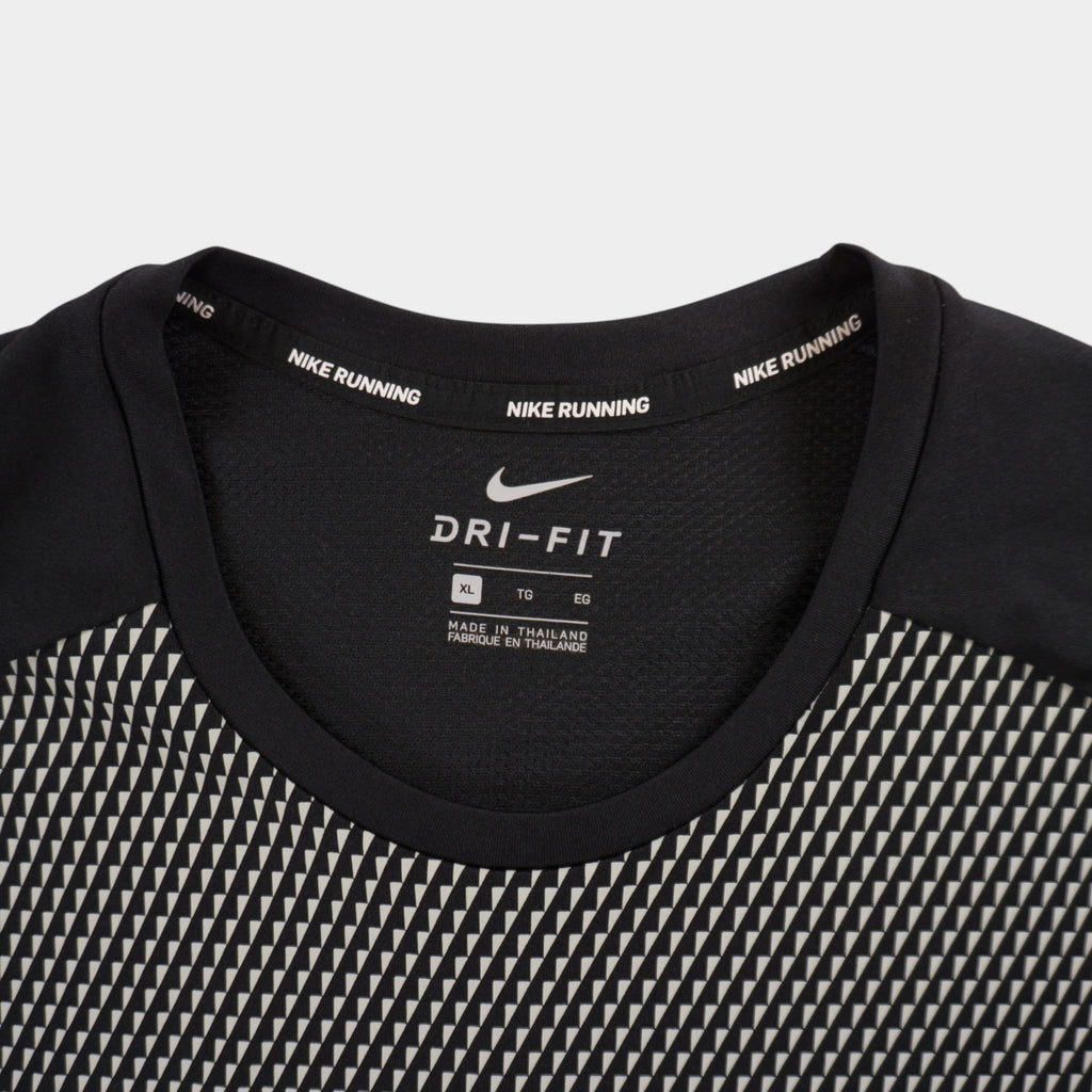 Nike Dri-Fit Черна Тениска