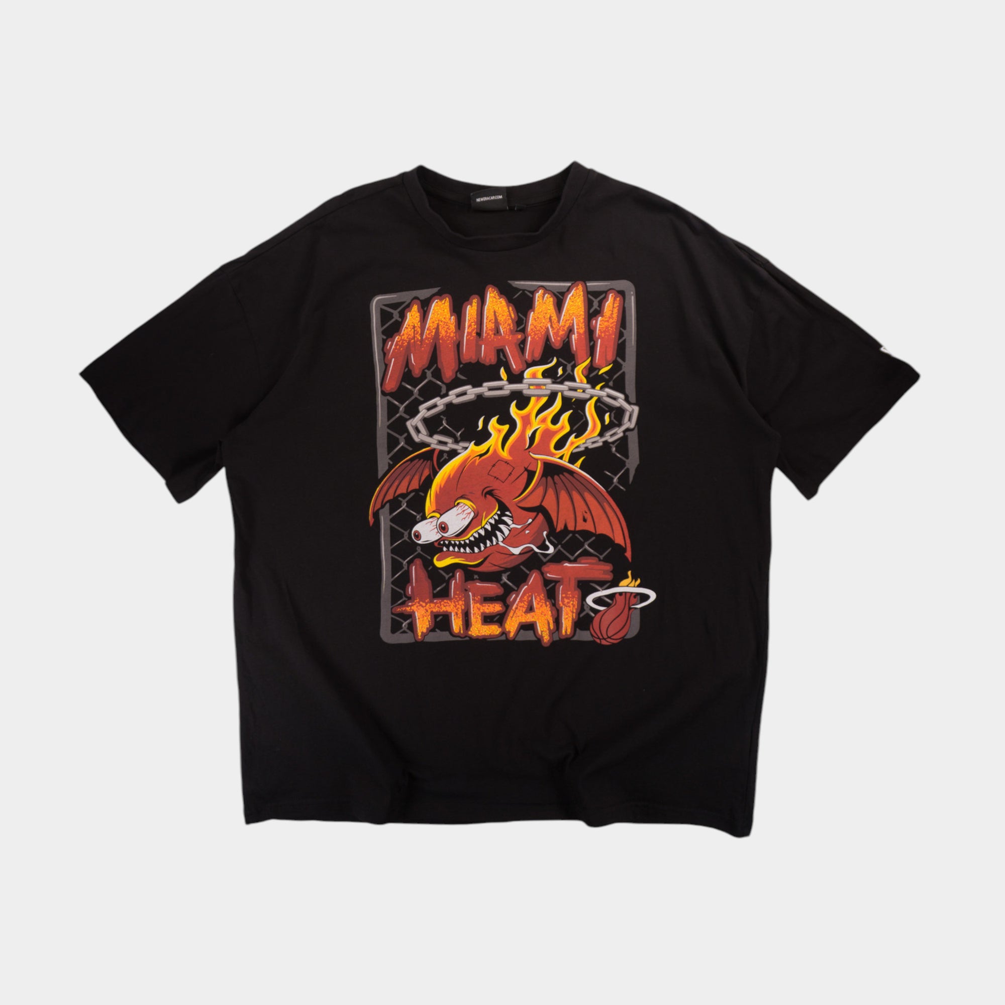 New Era Miami Heat Черна Тениска с Графика