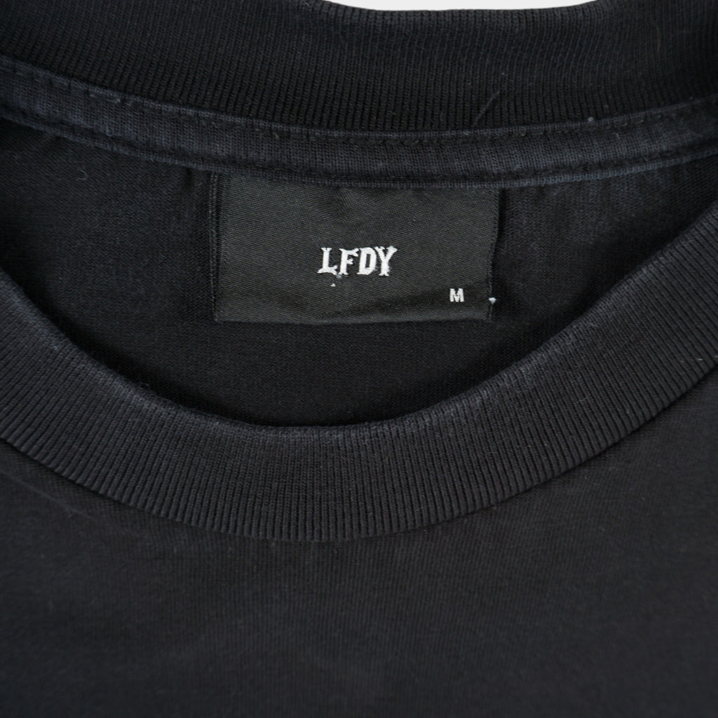 LFDY Черна Тениска