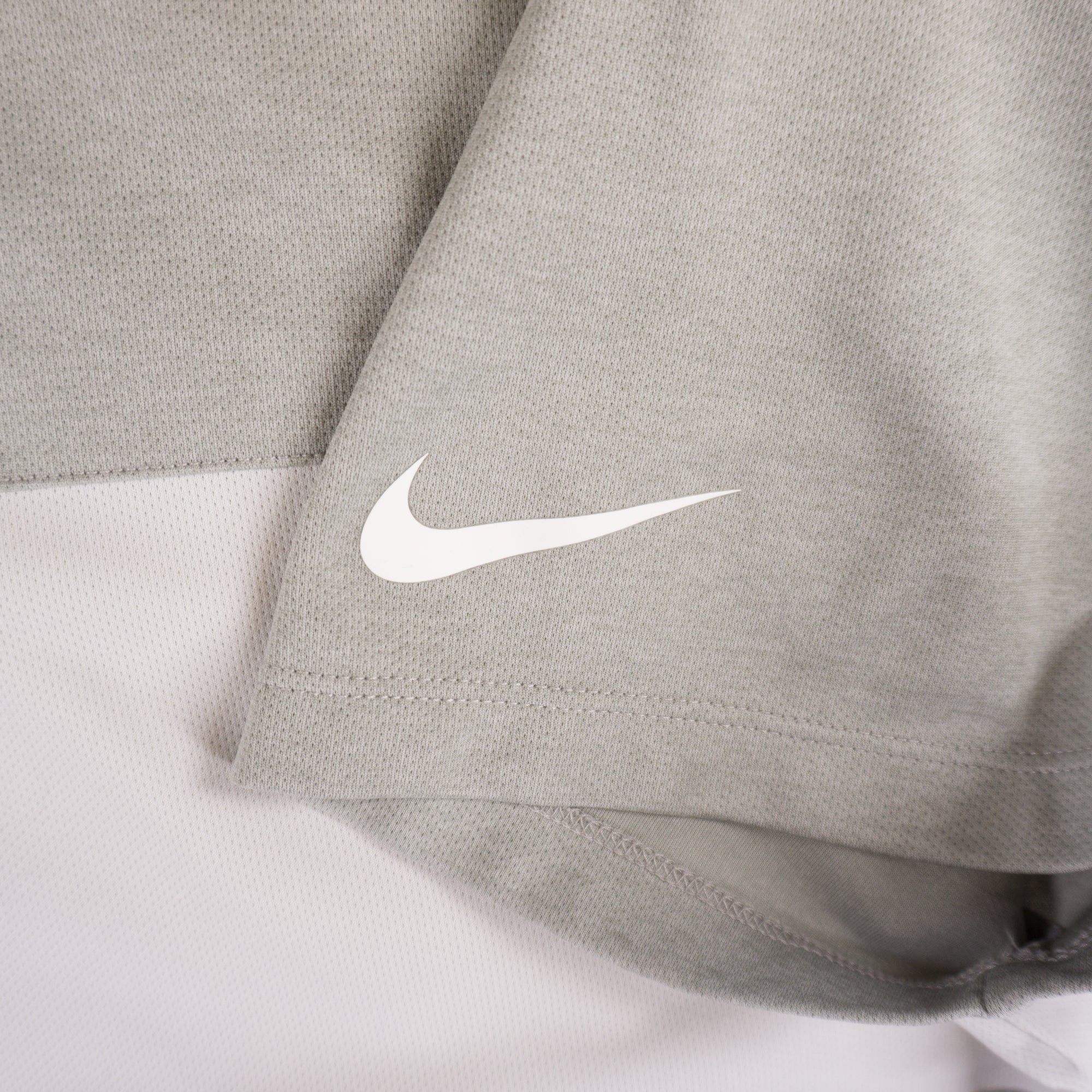 Nike Dri-Fit Сива Тениска с Яка