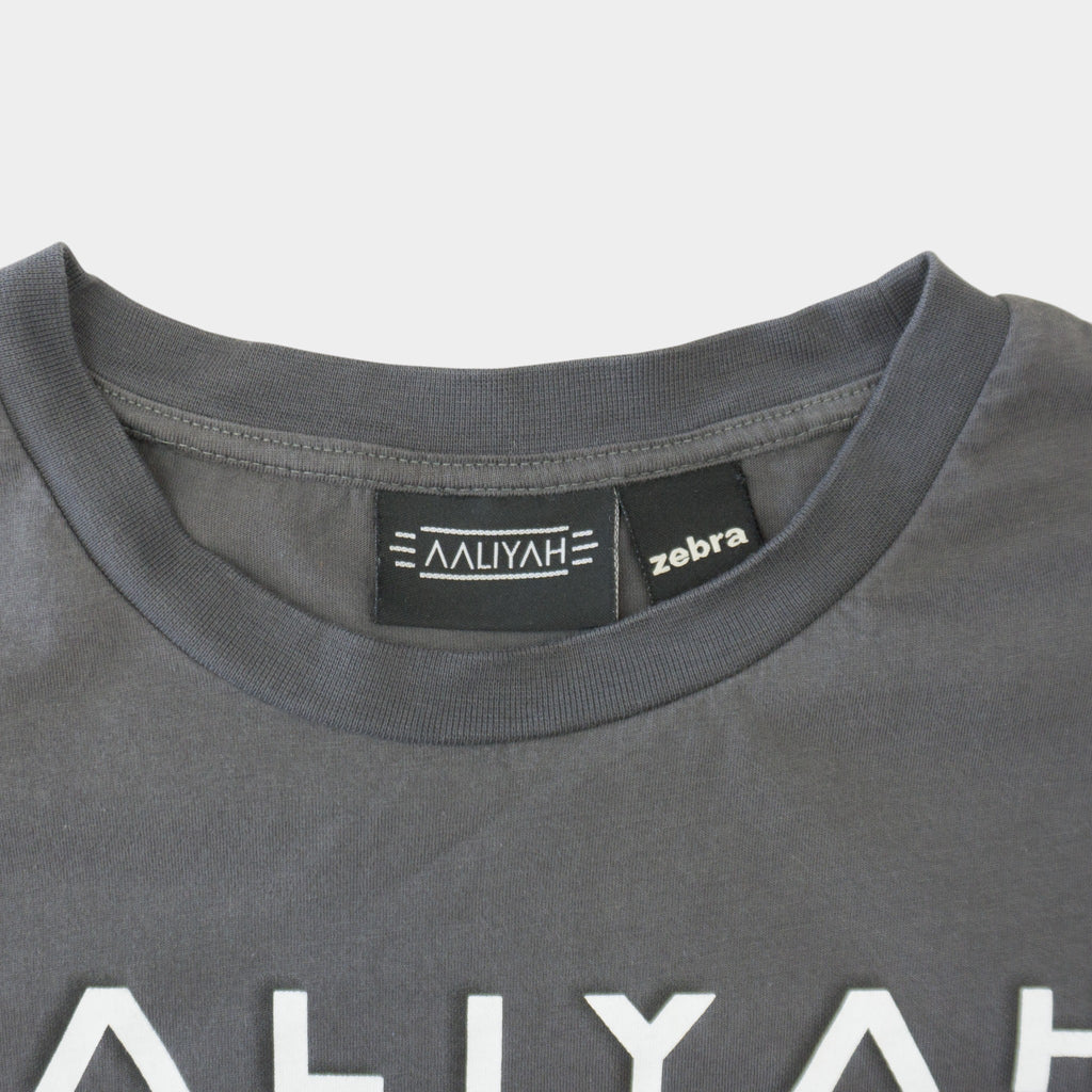 Aaliyah Тениска с Графика