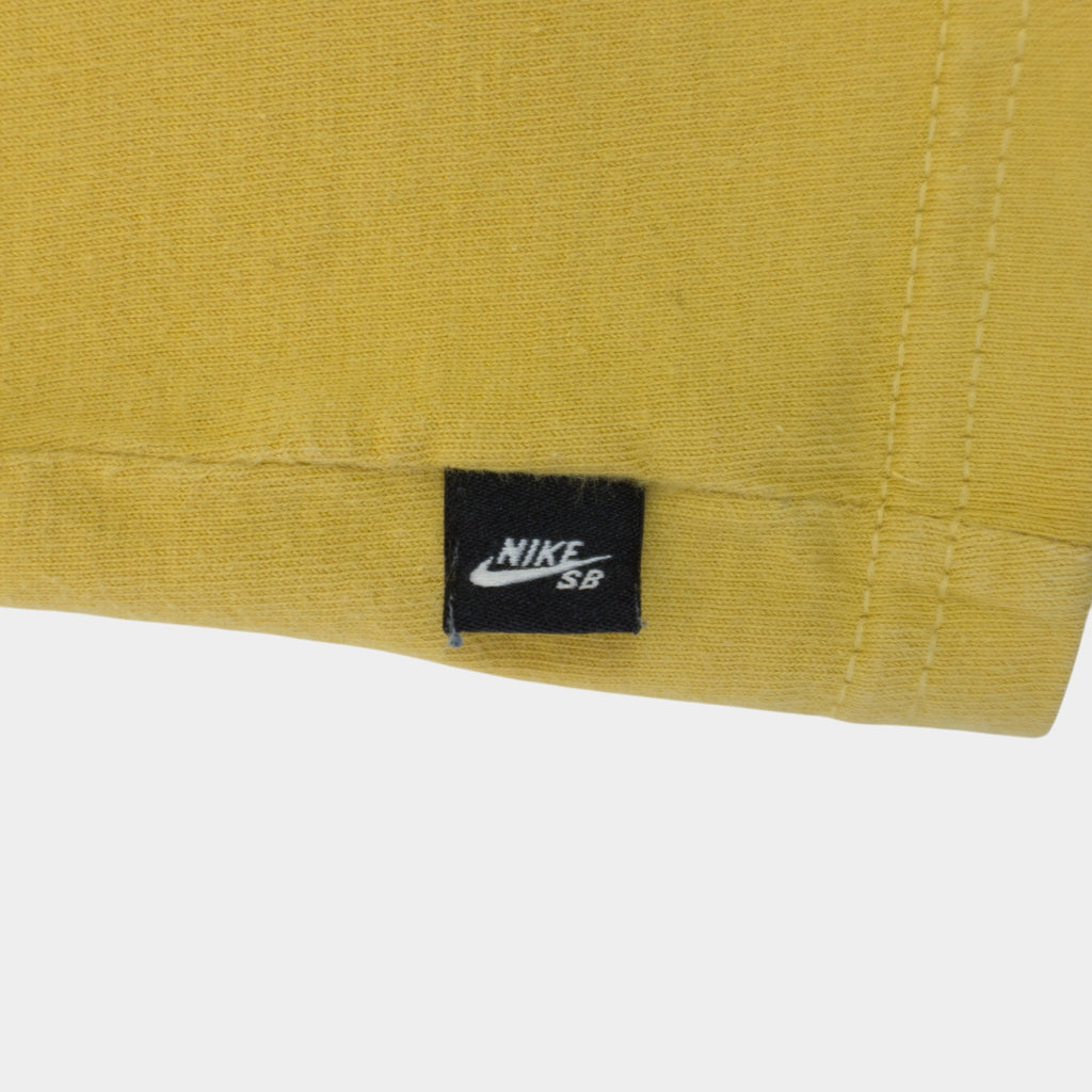 Nike SB Тениска с Графика