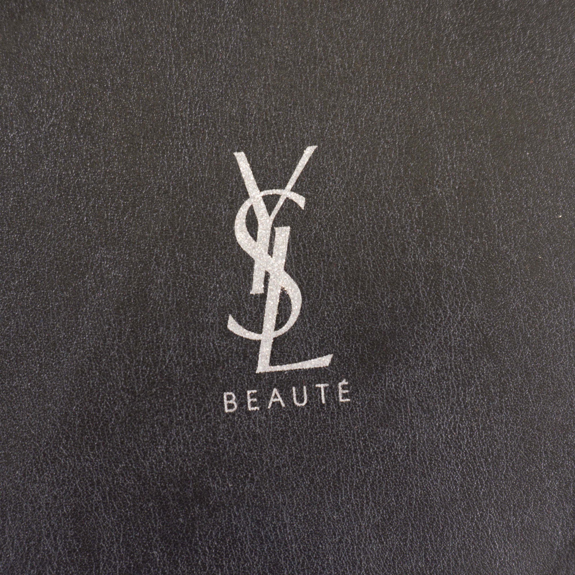 Yves Saint Laurent Beauté Козметичен Несесер
