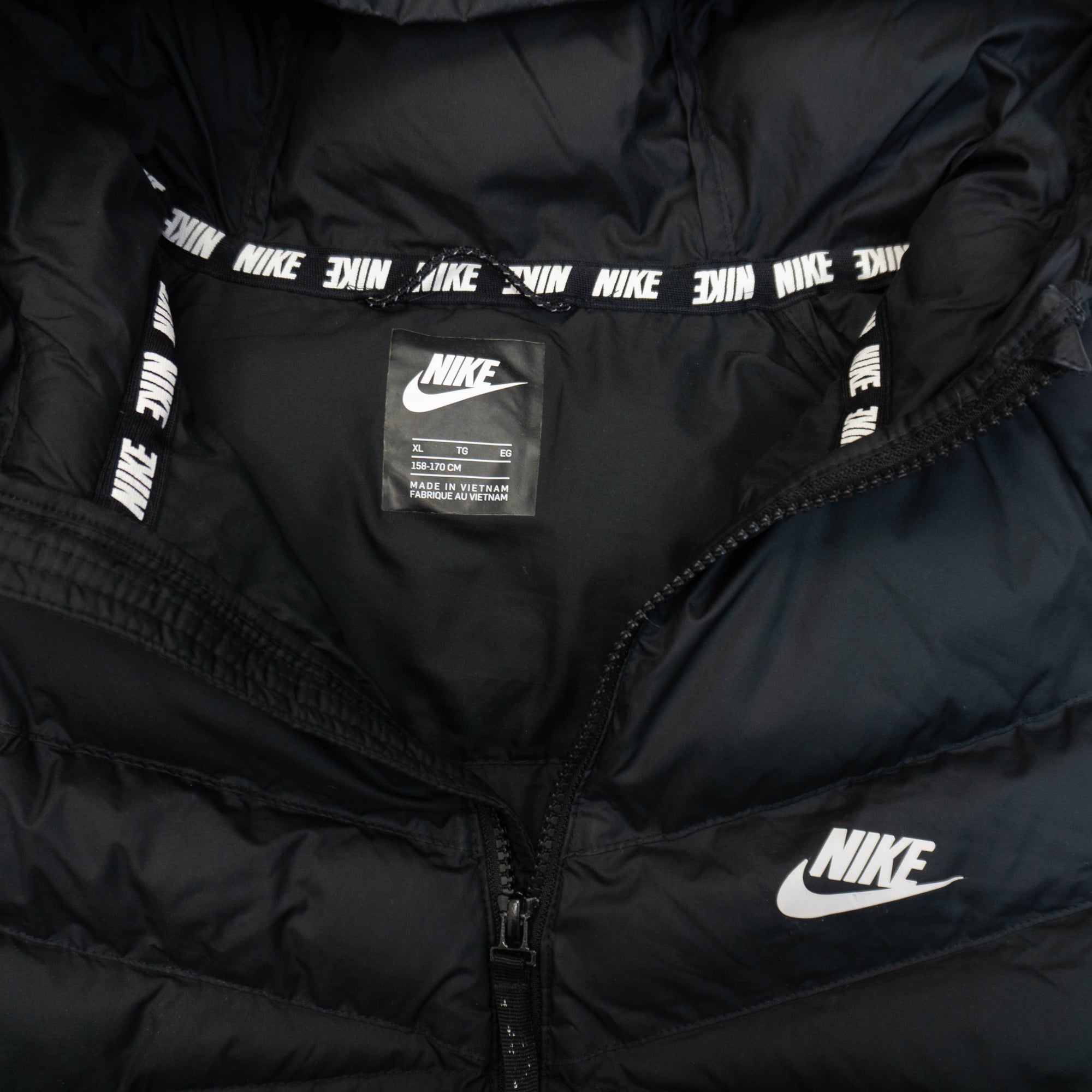 Nike Подплатено Яке