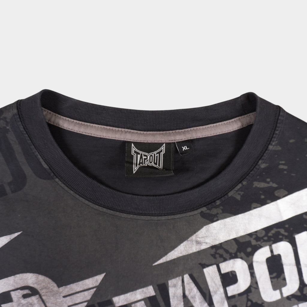 Tapout Черна Тениска с Графика