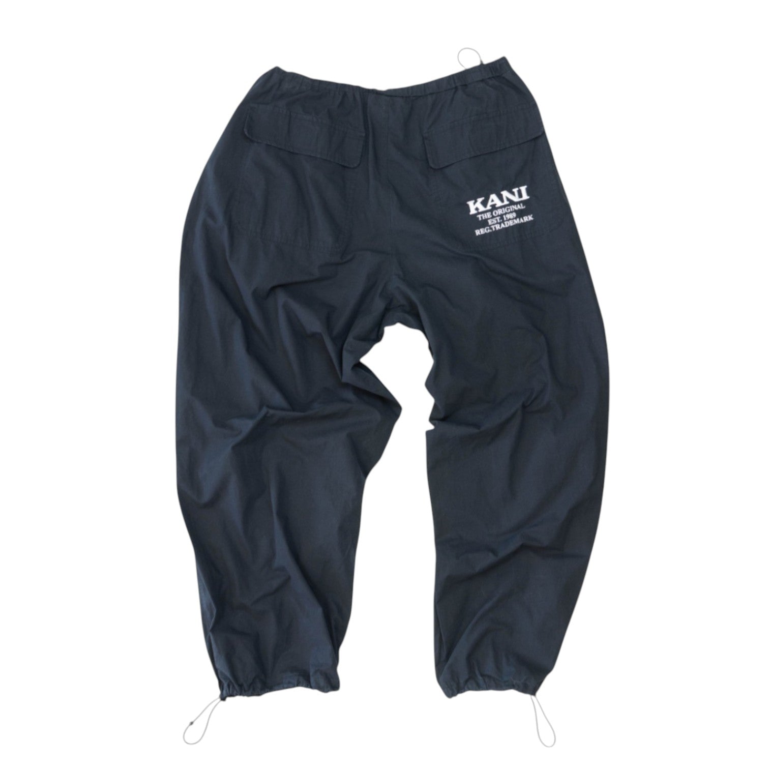 Karl Kani Анцуг