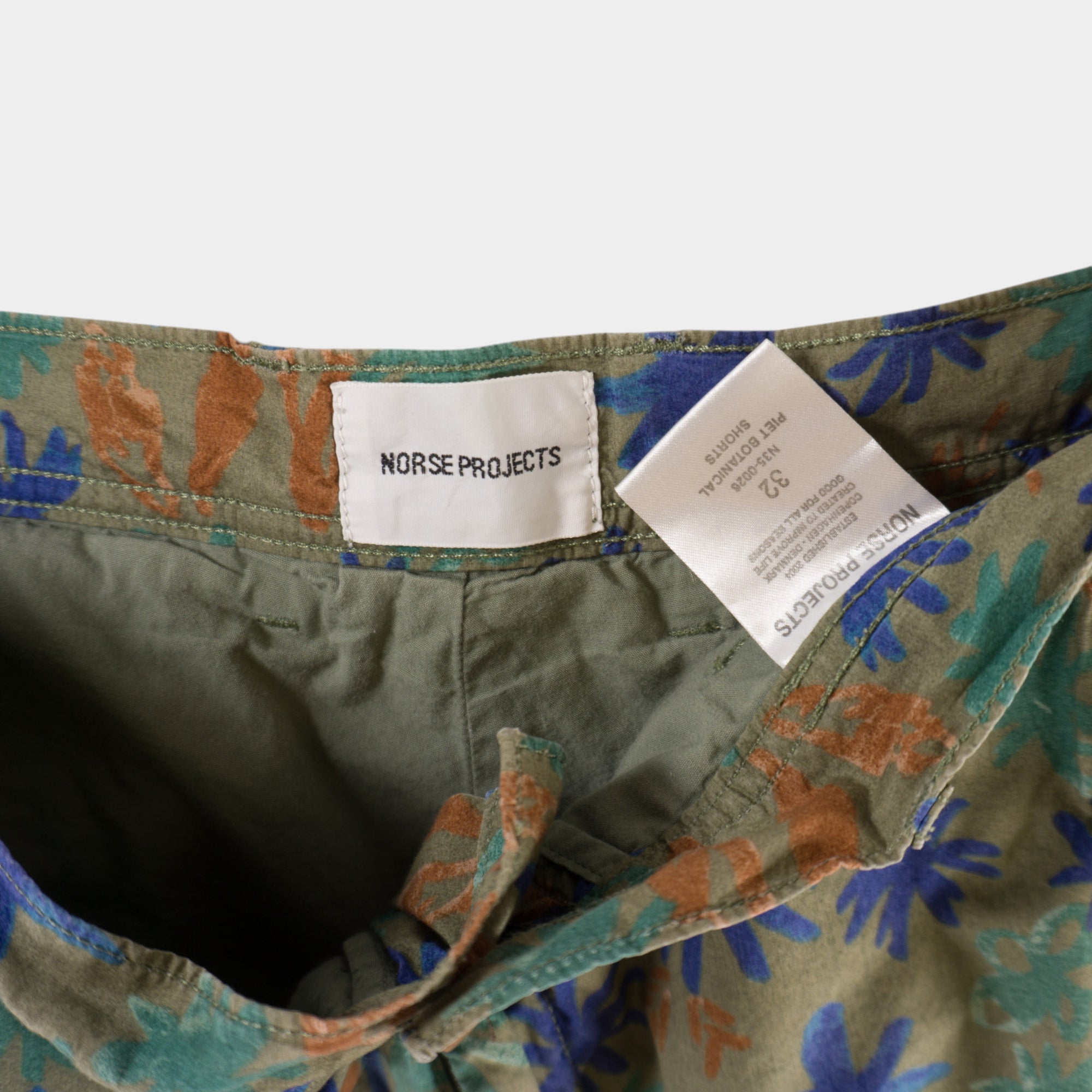 Norse Projects Цветни Къси Панталони