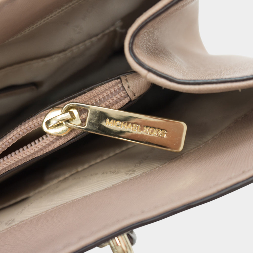 Michael Kors Чанта