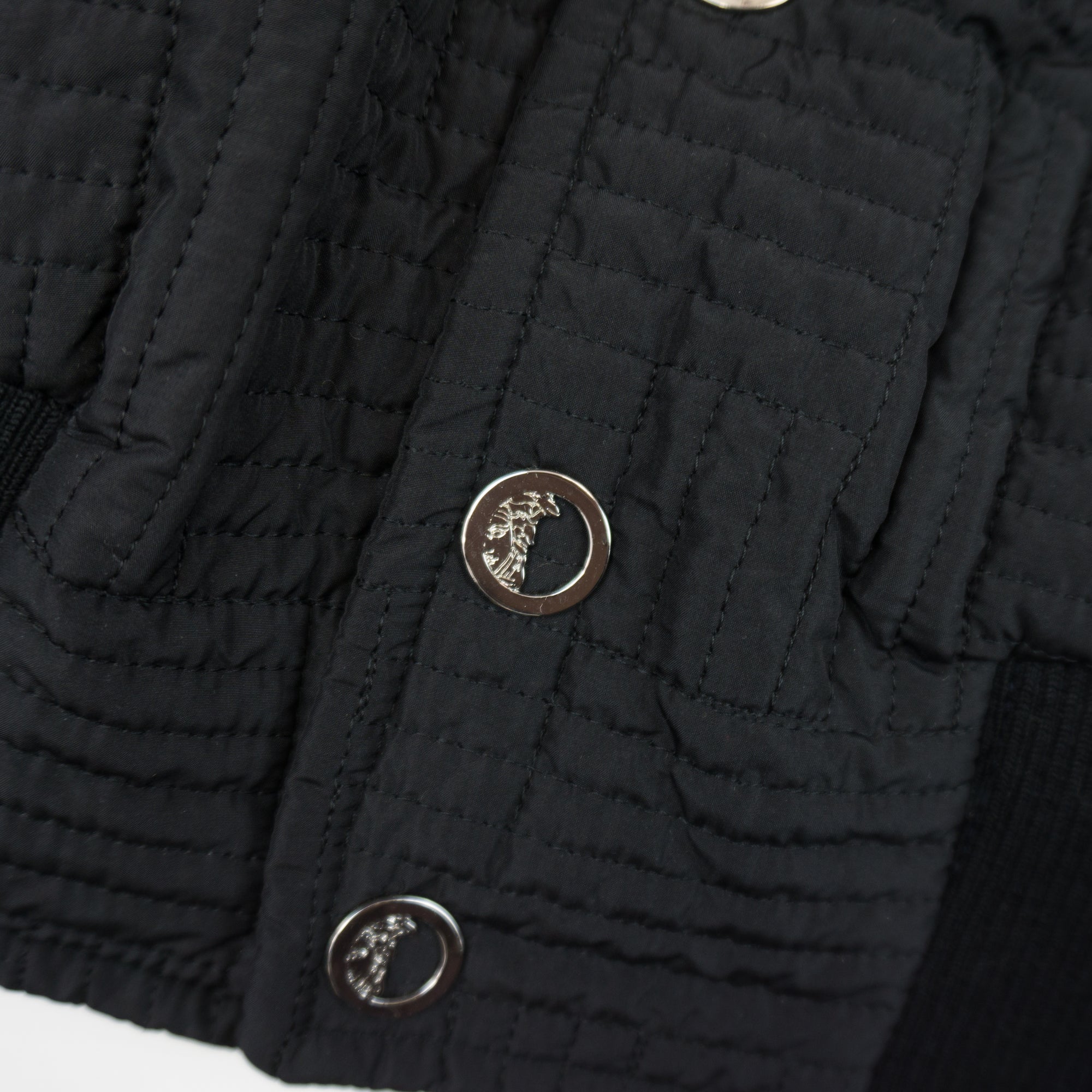 Versace Versus Яке