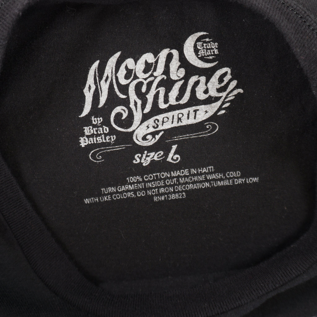 Moonshine Черна Тениска с Графика