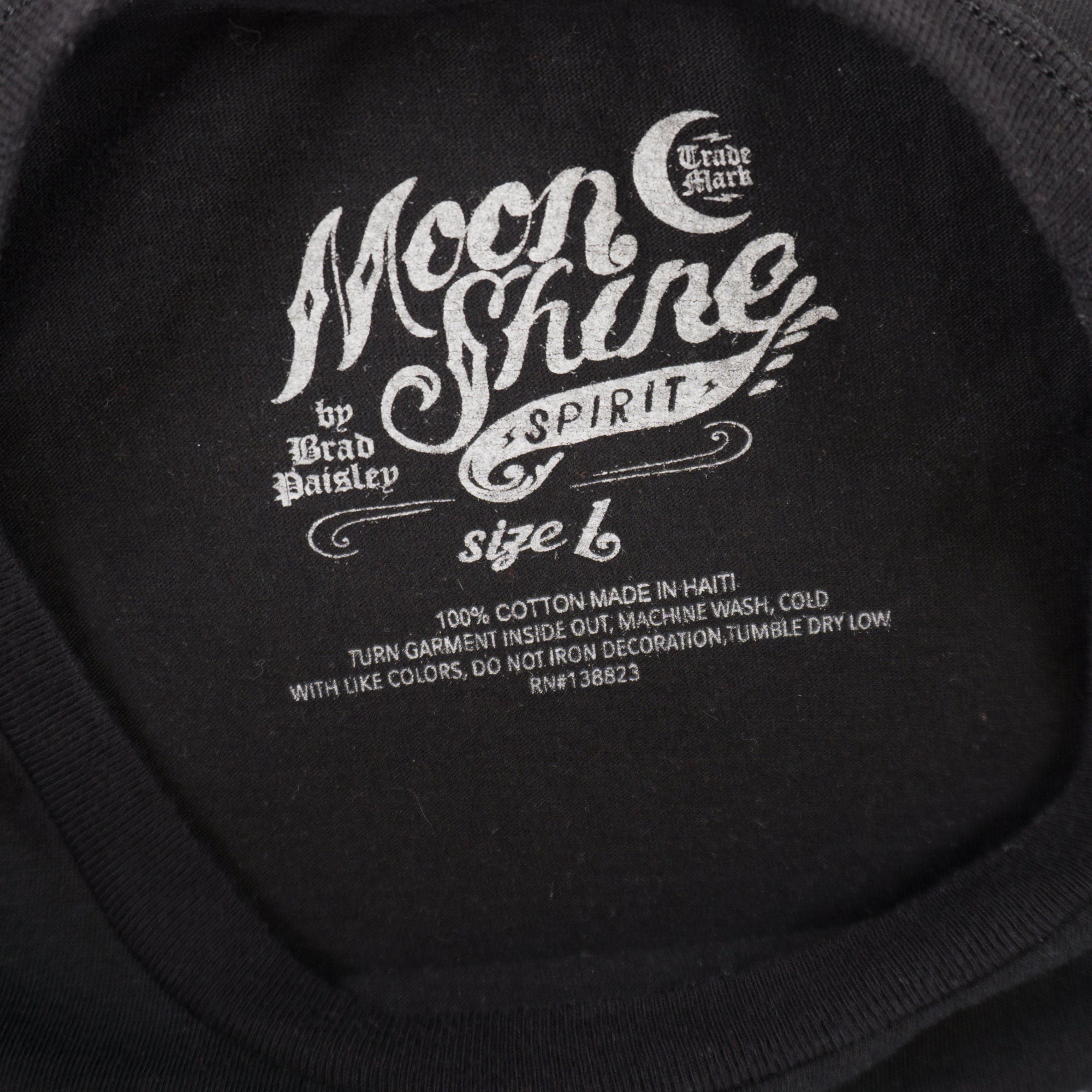 Moonshine Черна Тениска с Графика