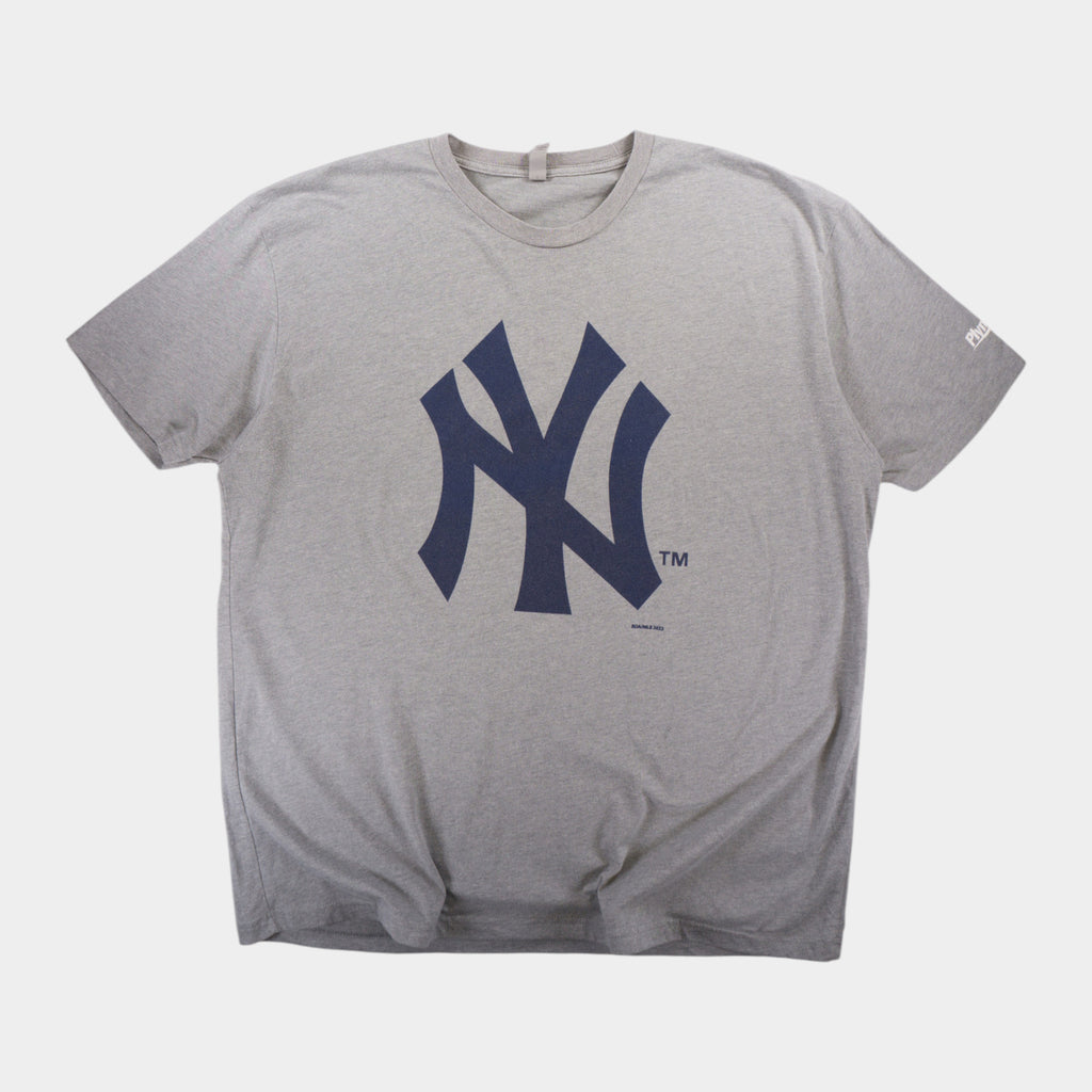 Next Level Apparel x NY Yankees Сива Тениска