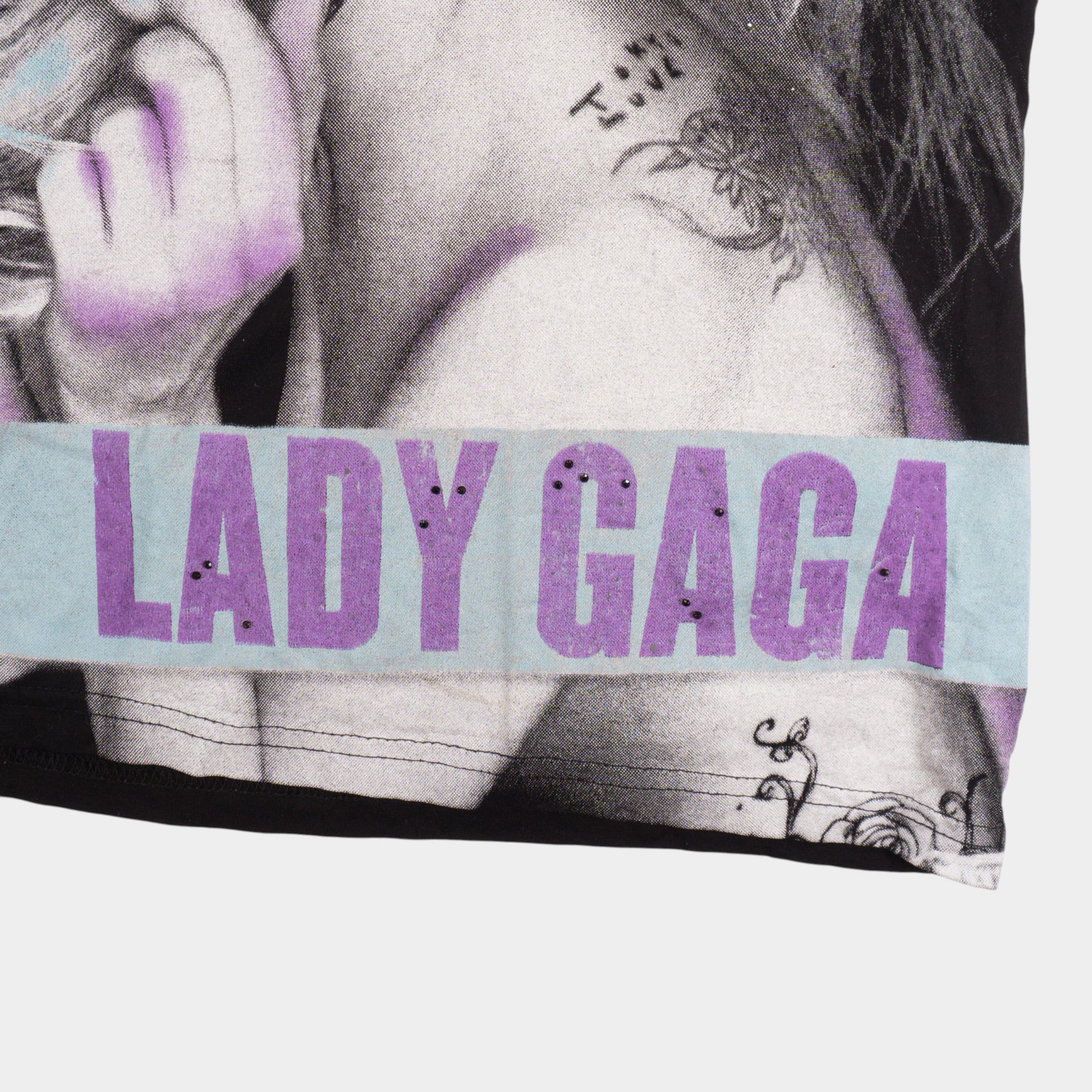 Lady Gaga Y2K Черна Тениска с Графика