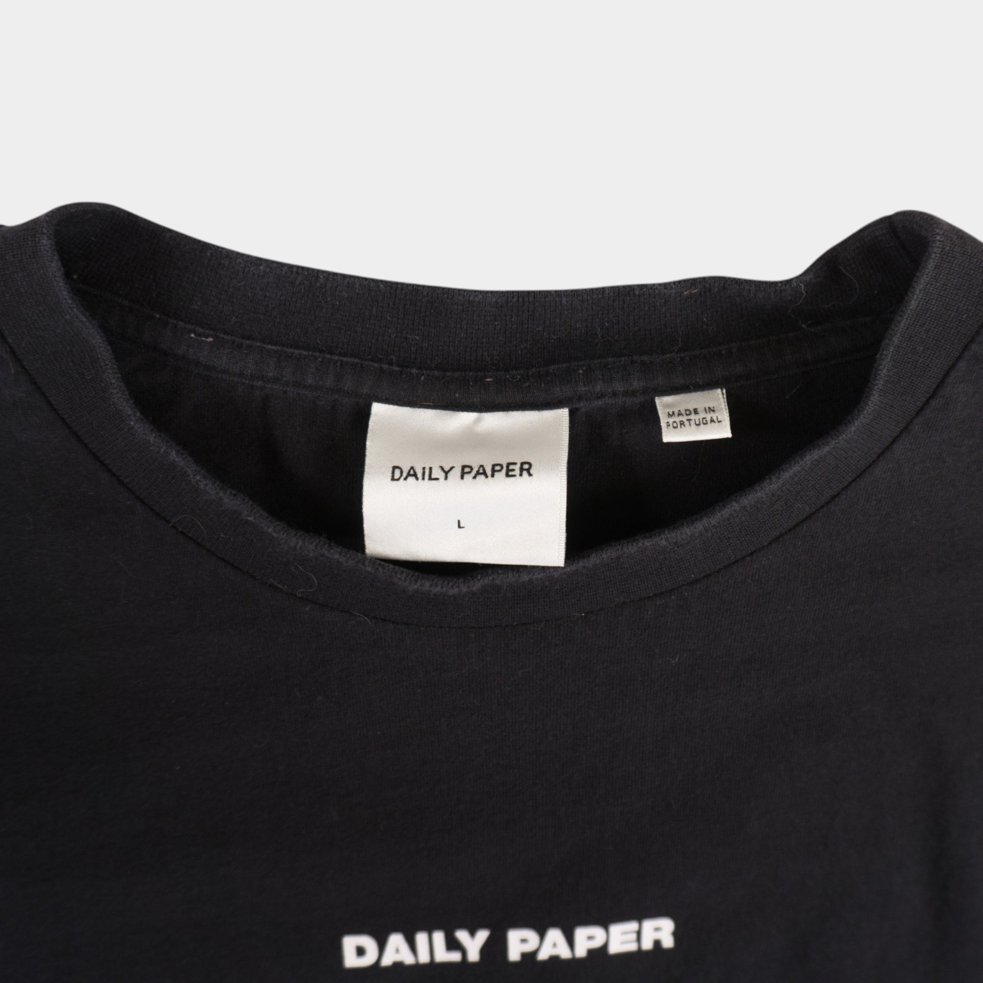 Daily Paper Черна Тениска