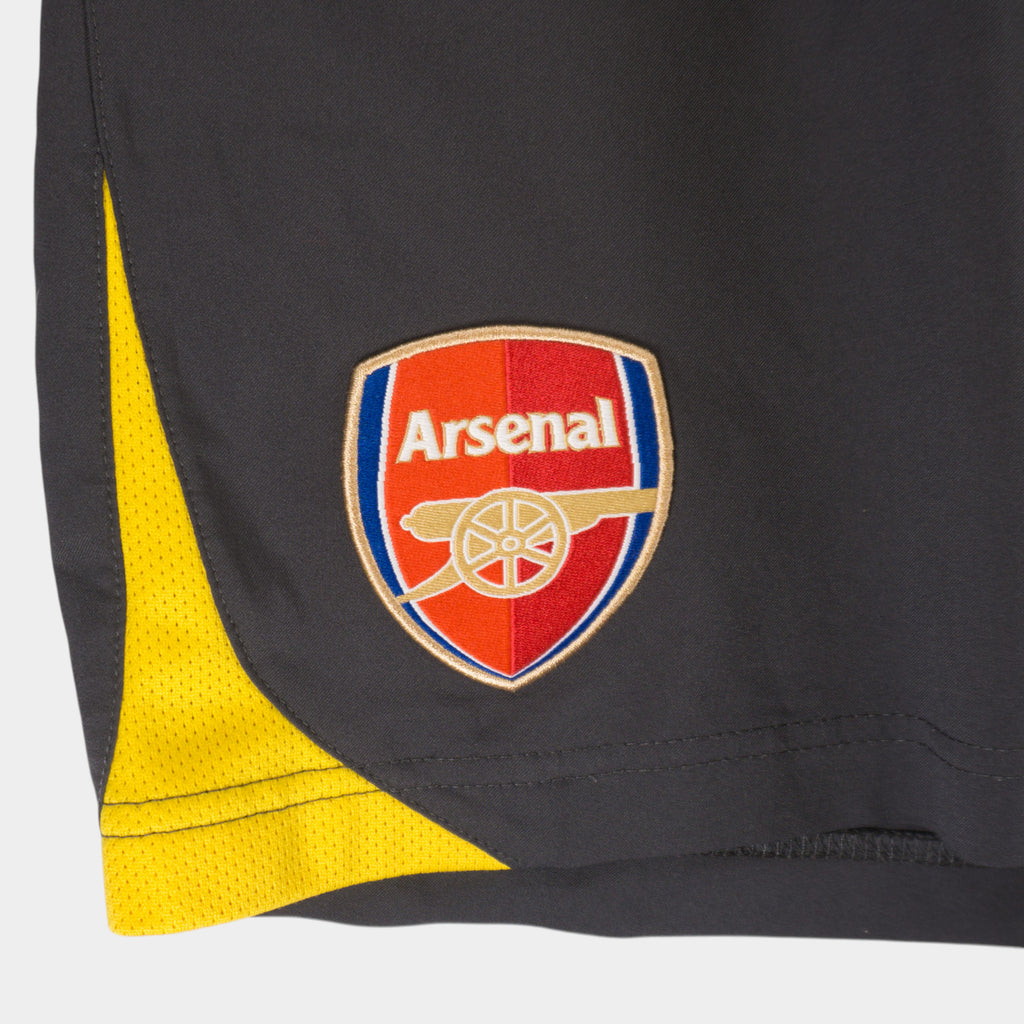 Nike х Arsenal FC Винтидж Сиви Къси Панталони