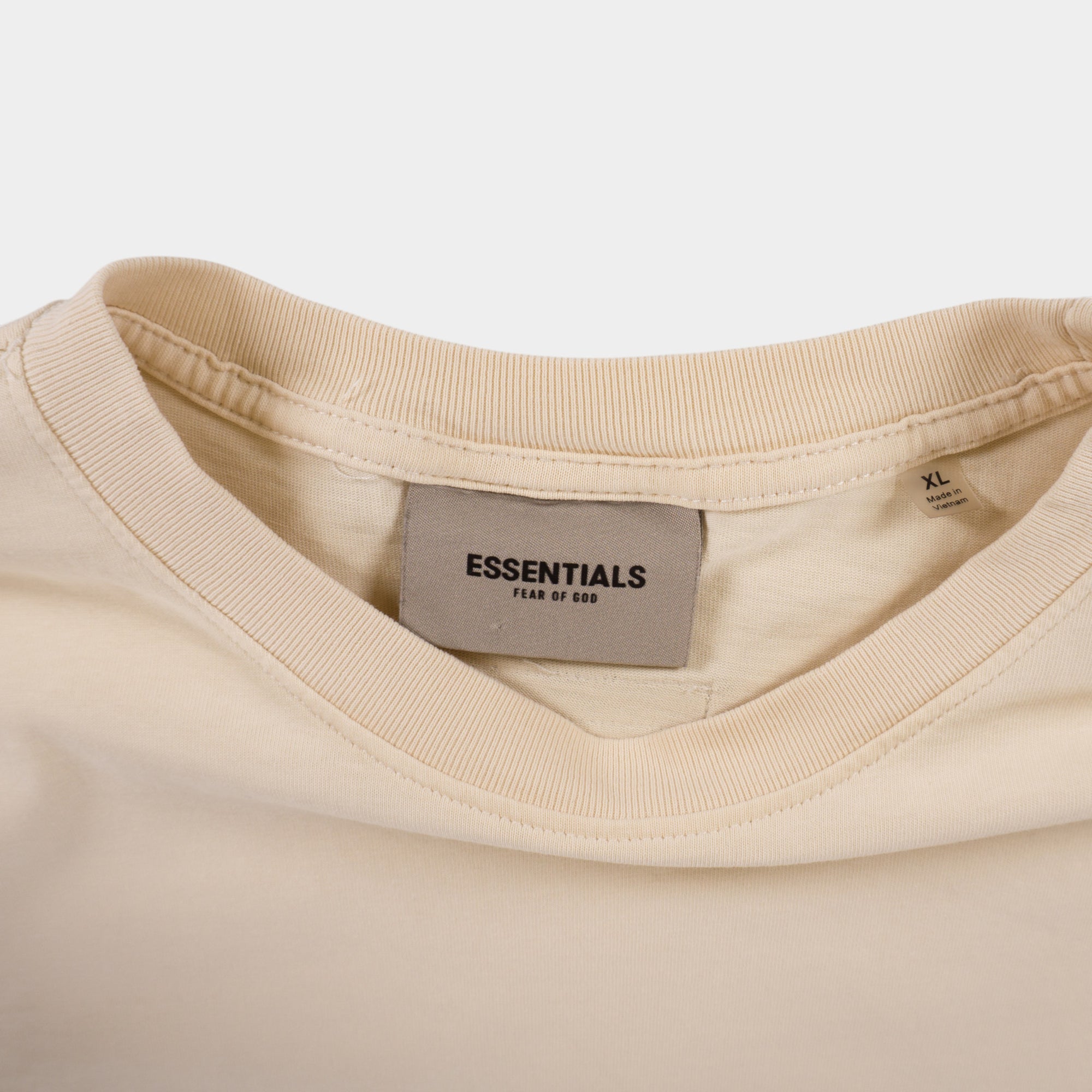 Fear of God Essentials Бежова Тениска