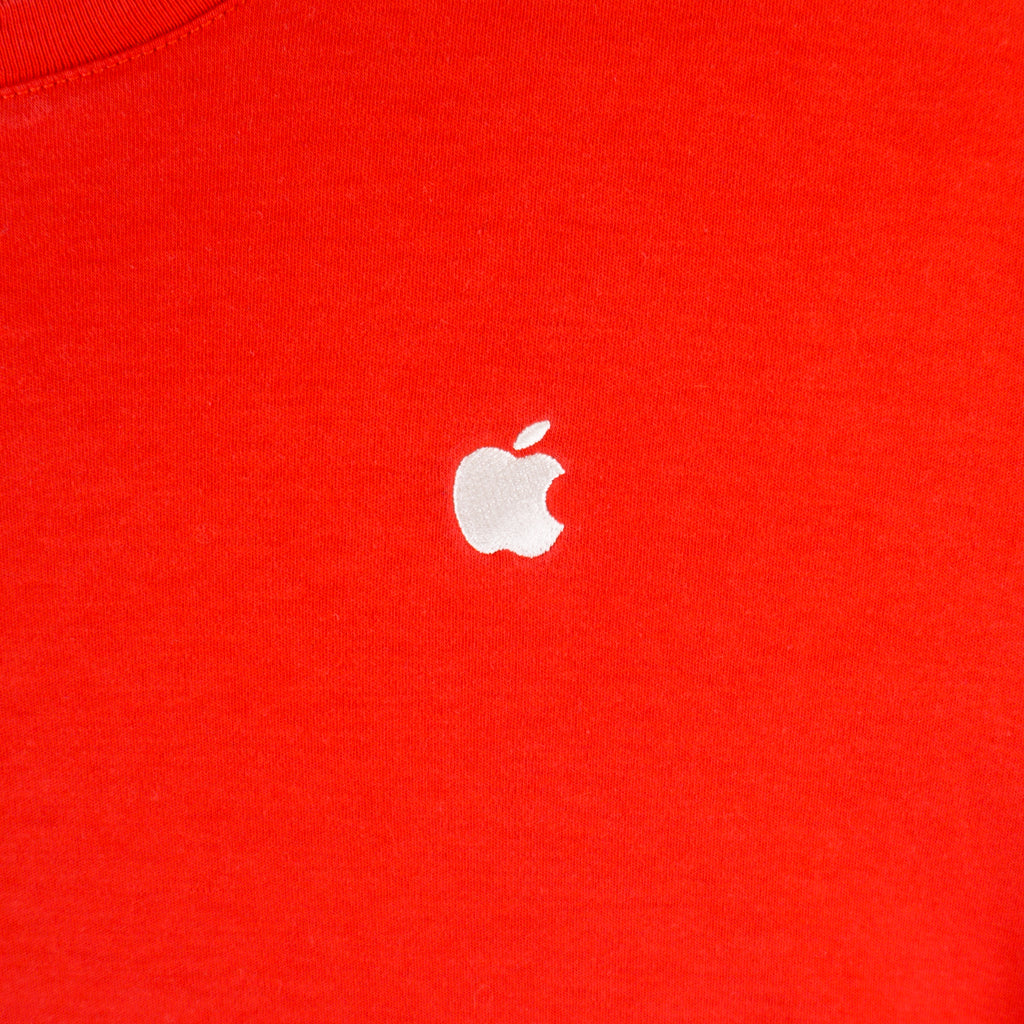 Apple Червена Тениска