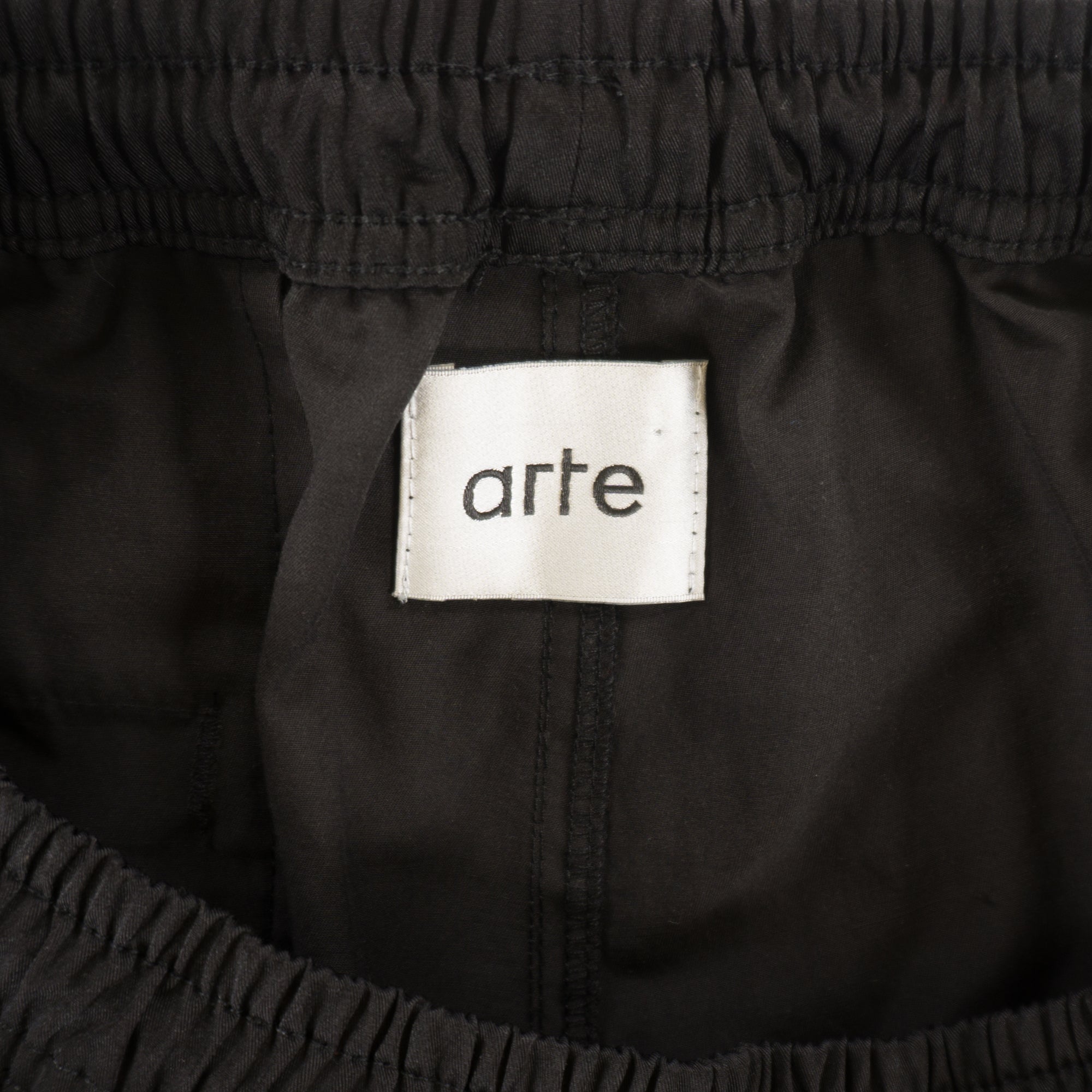 Arte Черни Къси Панталони
