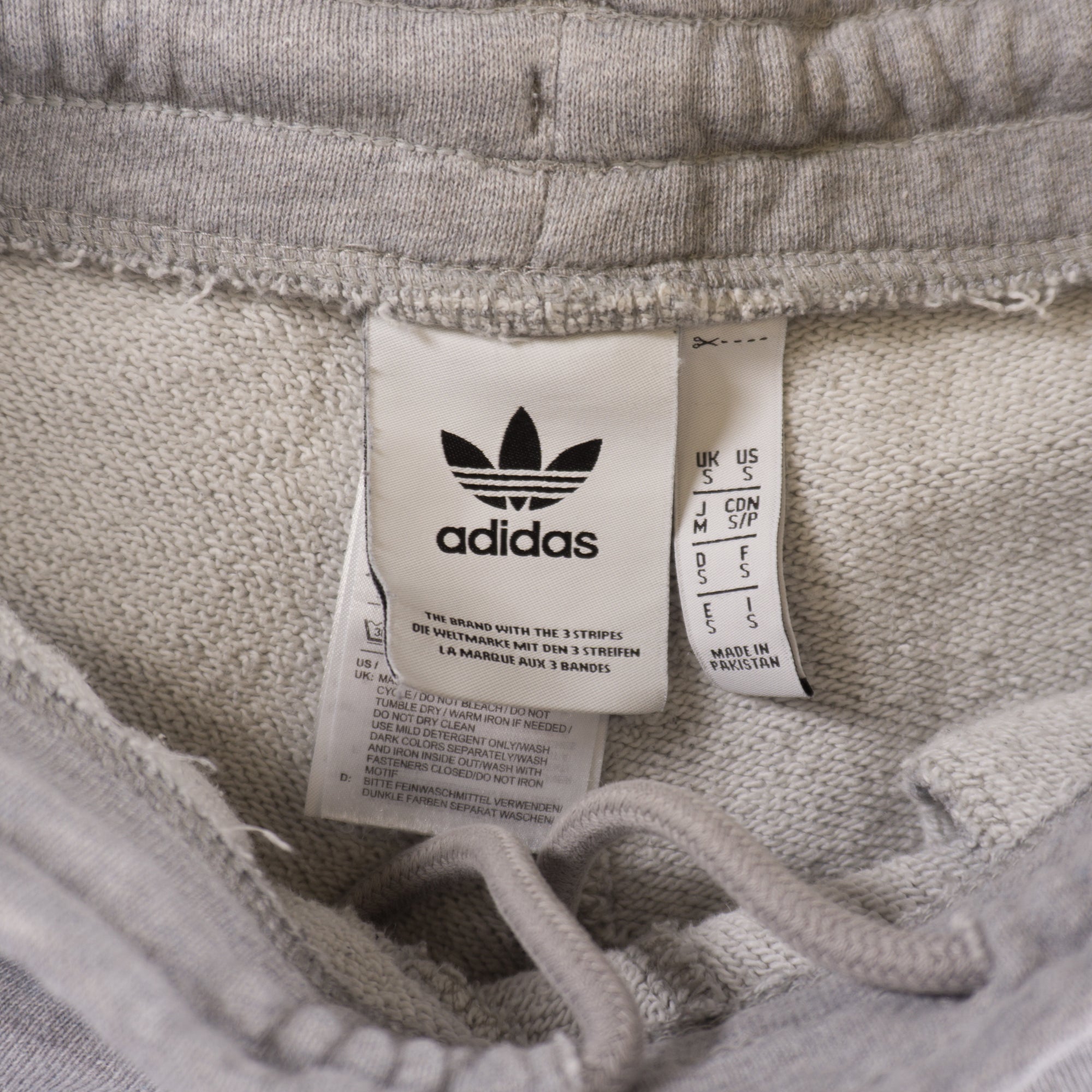 Adidas Originals Сиви Къси Панталони