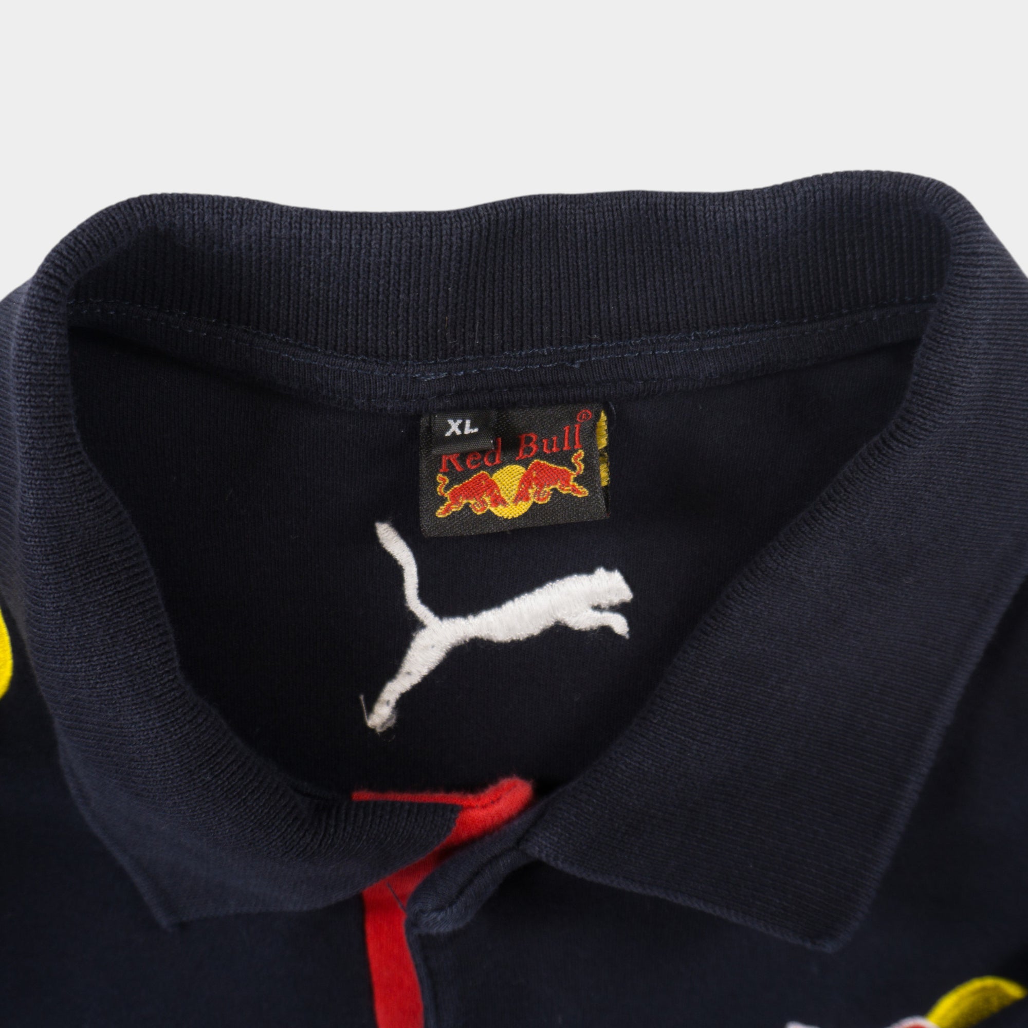 Puma X Red Bull Винтидж Черна Тениска с Яка