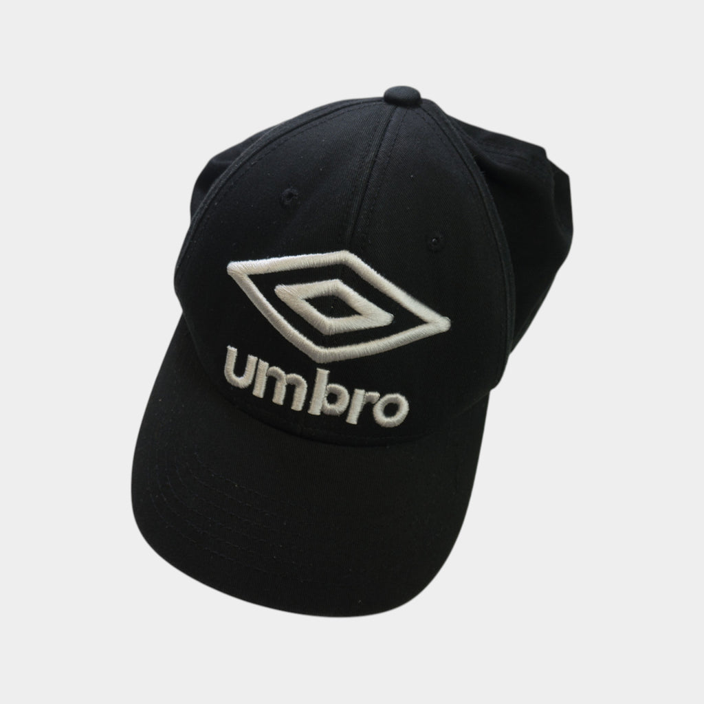 Umbro Черна Шапка