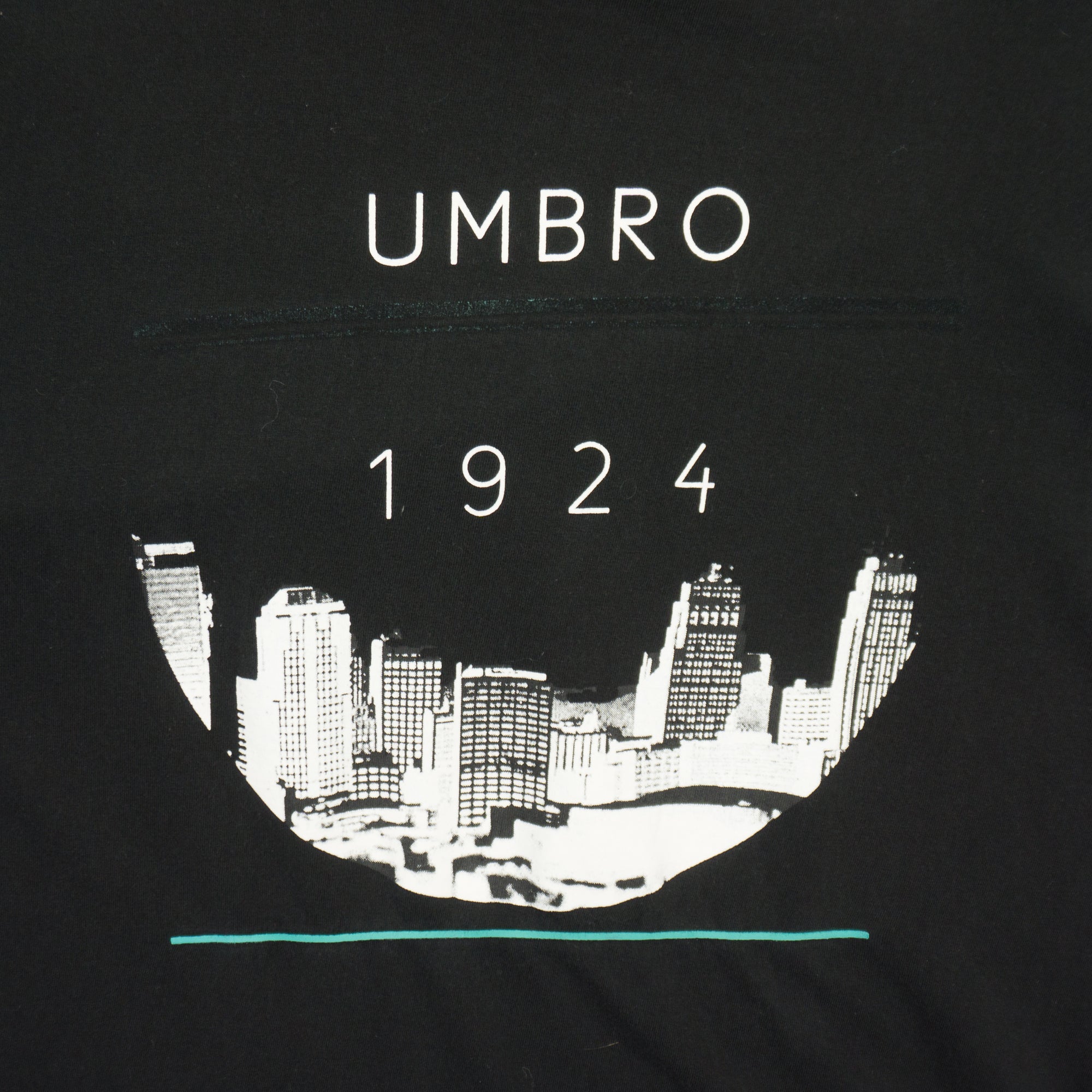 Umbro Тениска с Графика