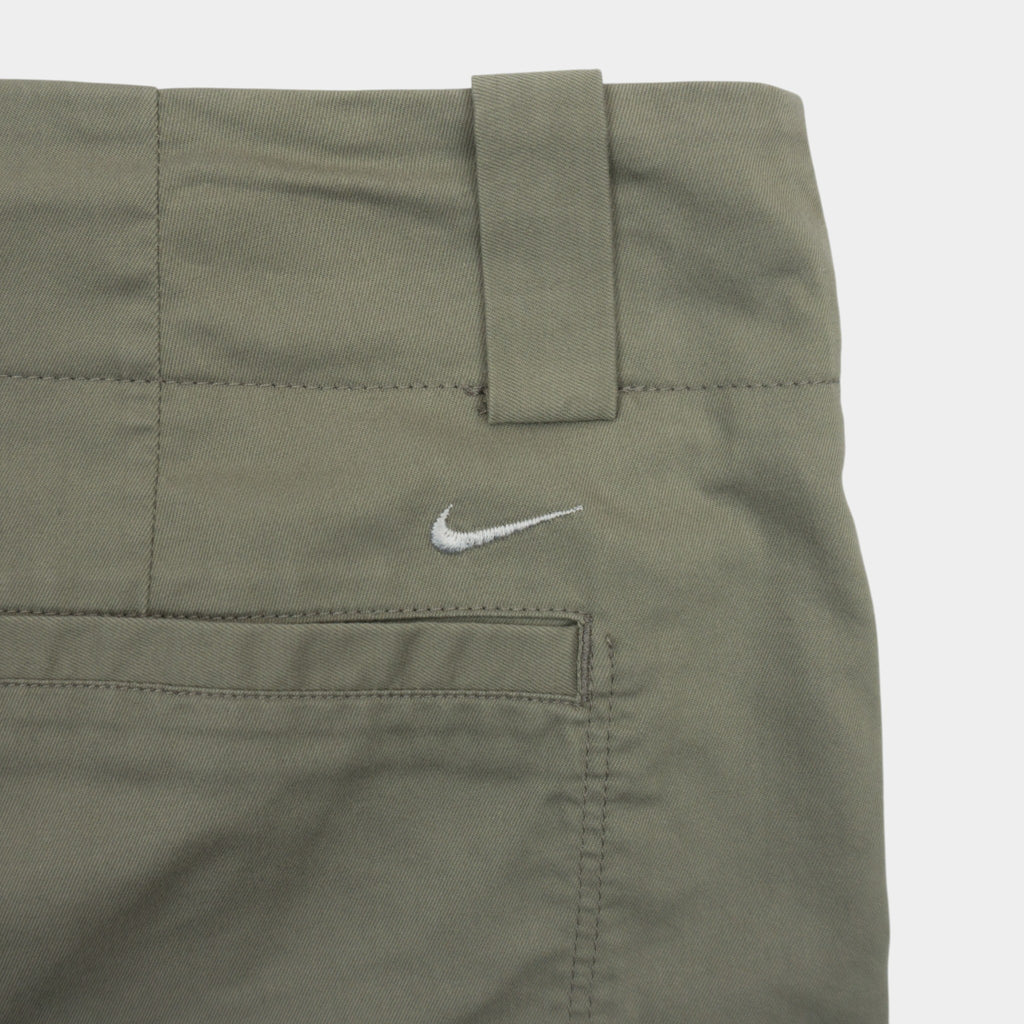 Nike Golf Зелени Къси Панталони с Бродирано Лого