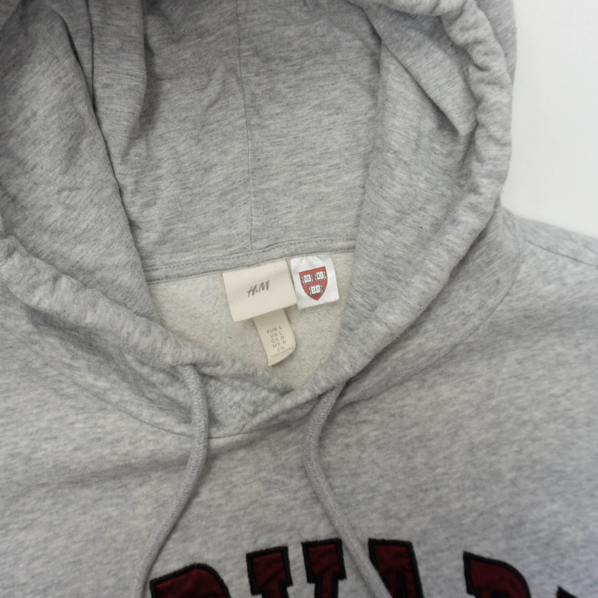 H&M X Harvard Суичър