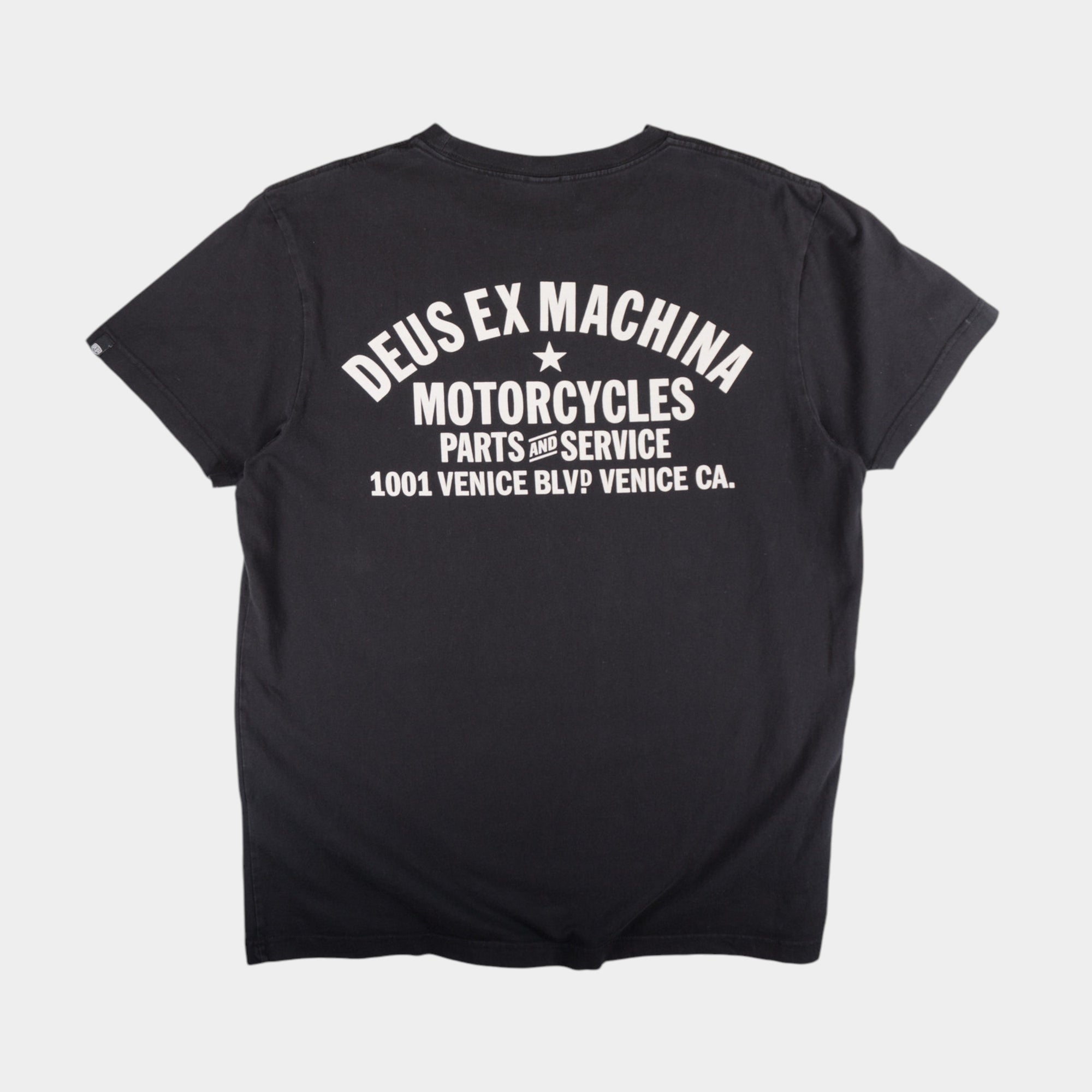 Deus Ex Machina Черна Тениска