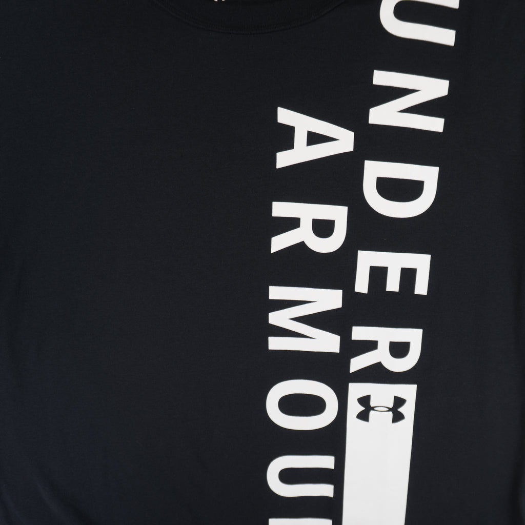 Under Armour Черна Тениска