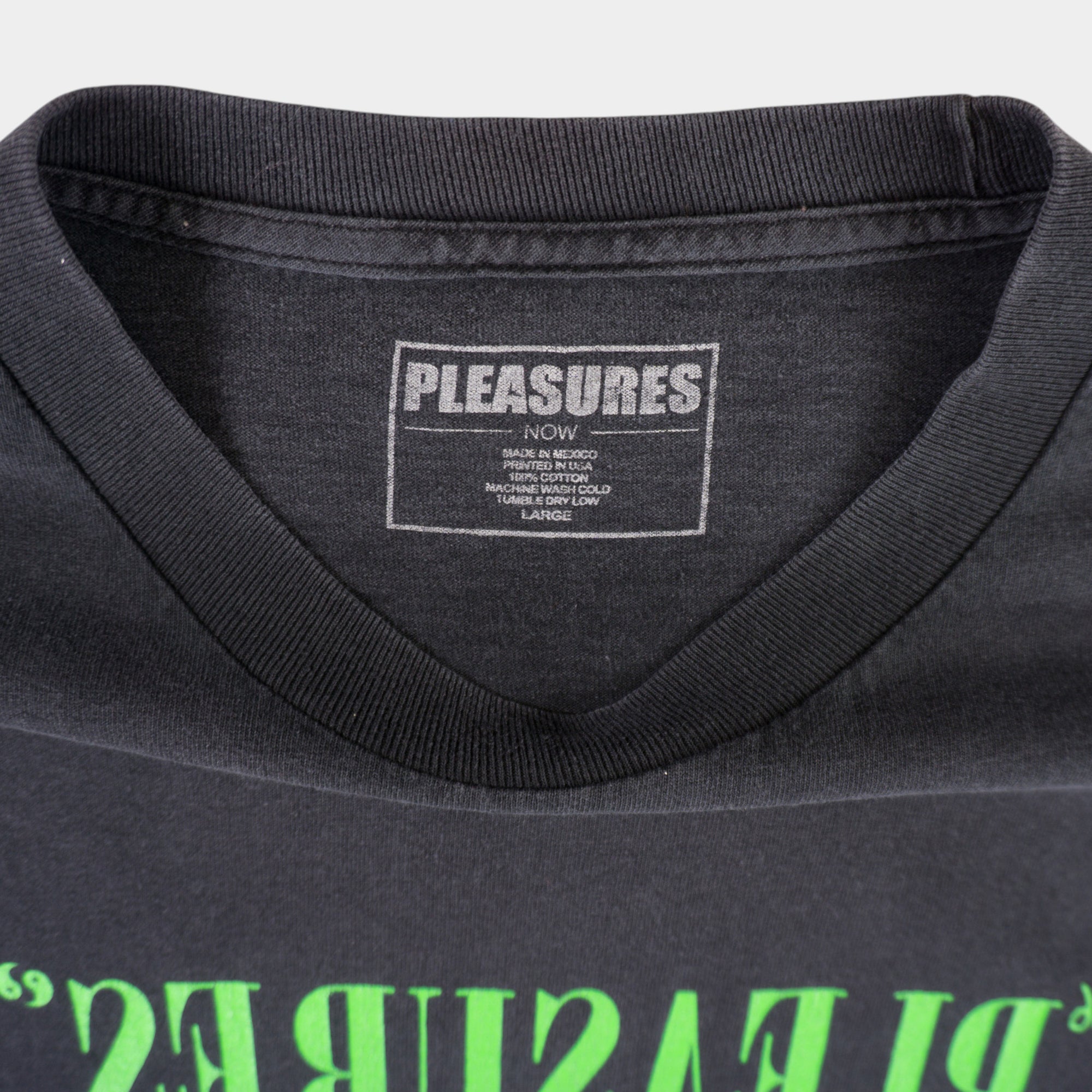 Pleasures Черна Тениска