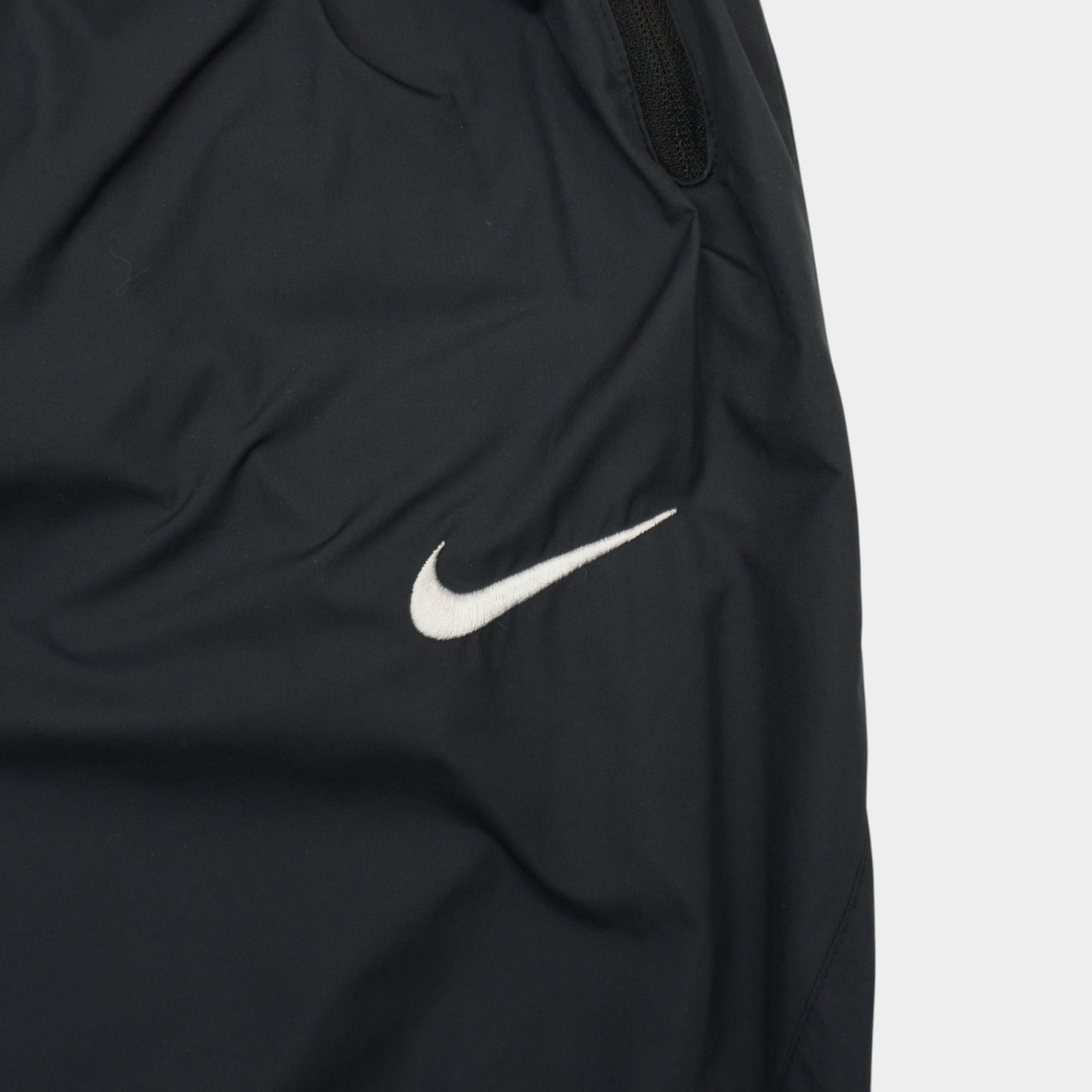Nike Черен Анцуг с Бродирано Лого