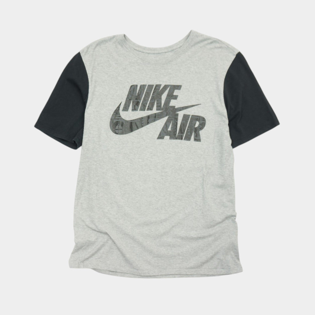 Nike Air Сива Тениска с Голямо Лого