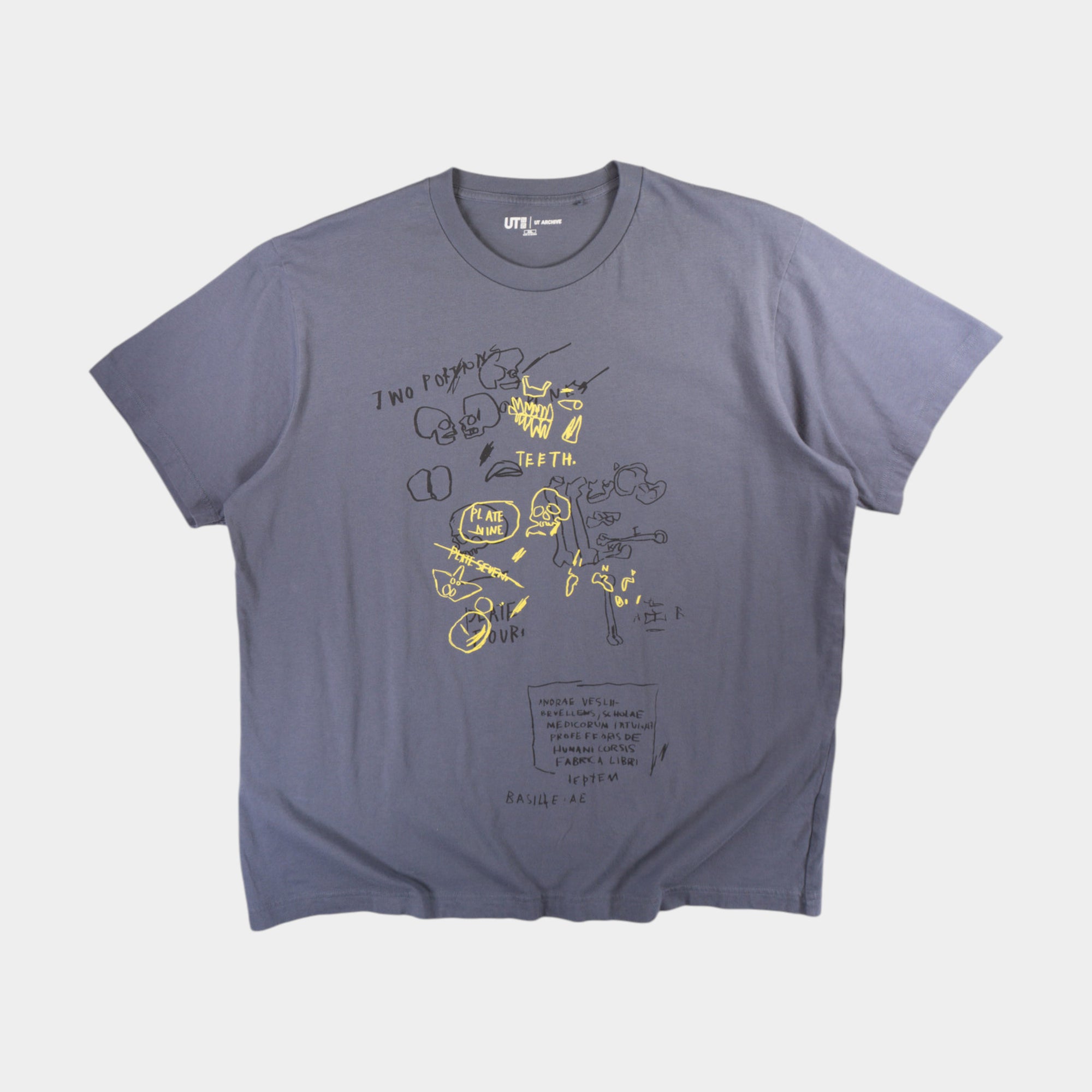 Uniqlo Сива Тениска с Графика