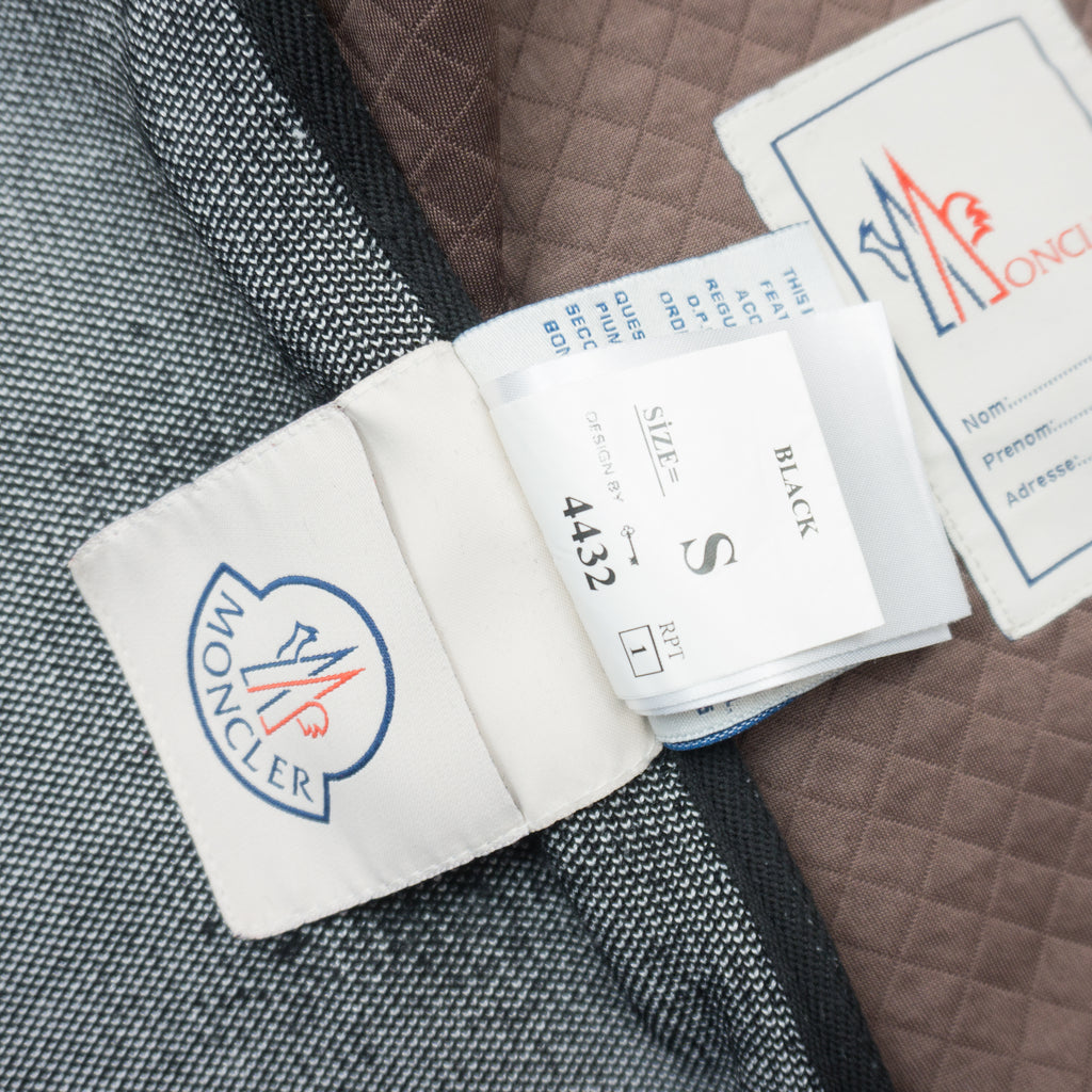 Moncler Преходно Яке