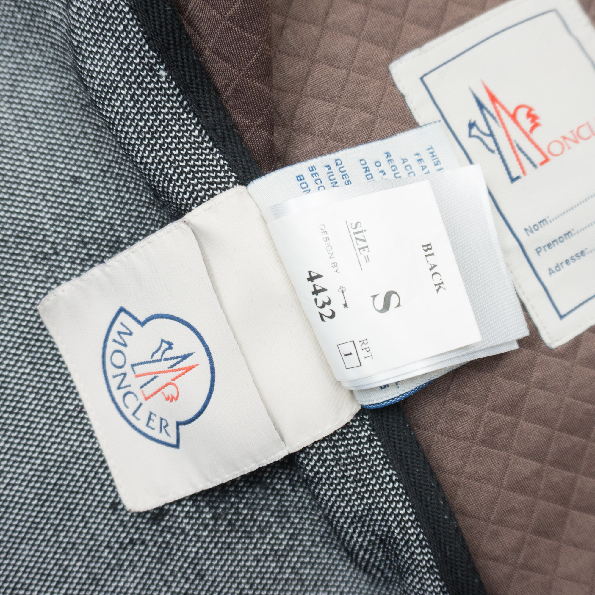 Moncler Преходно Яке