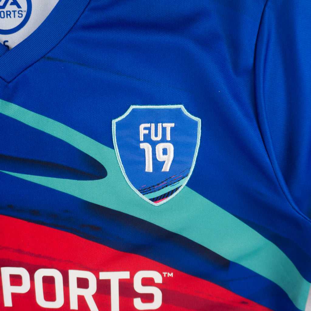EA Sports Синьо Джърси