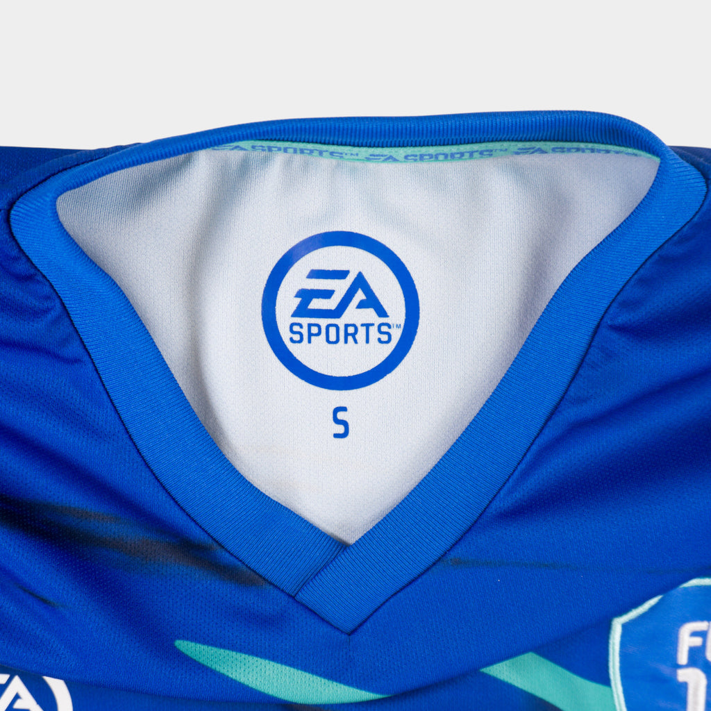 EA Sports Синьо Джърси