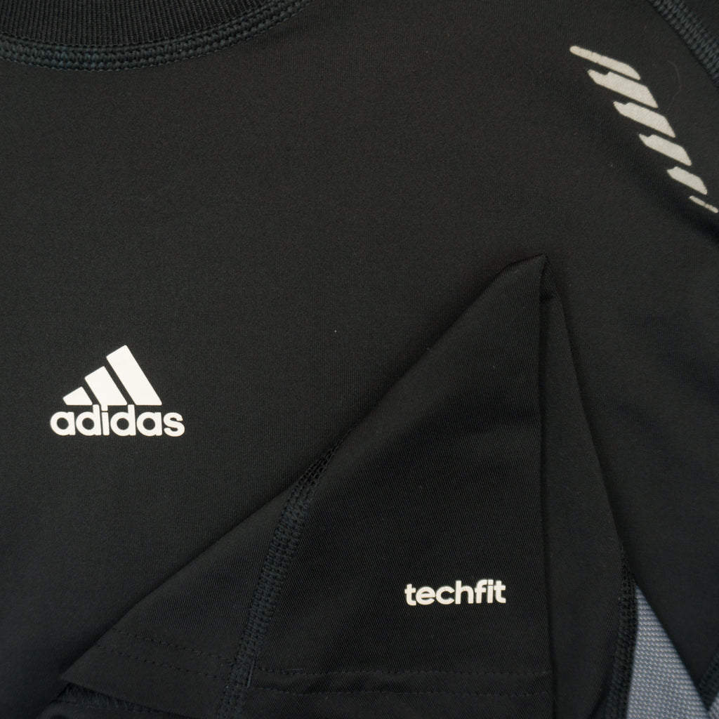 Adidas Techfit Compression Черен Потник с Малко Лого