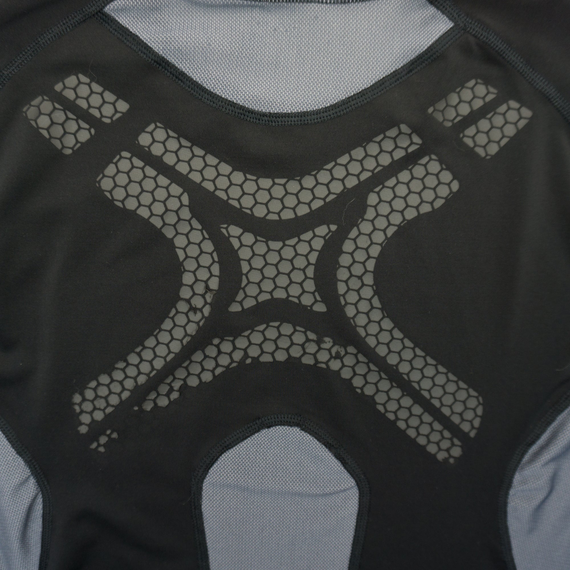 Adidas Techfit Compression Черен Потник с Малко Лого