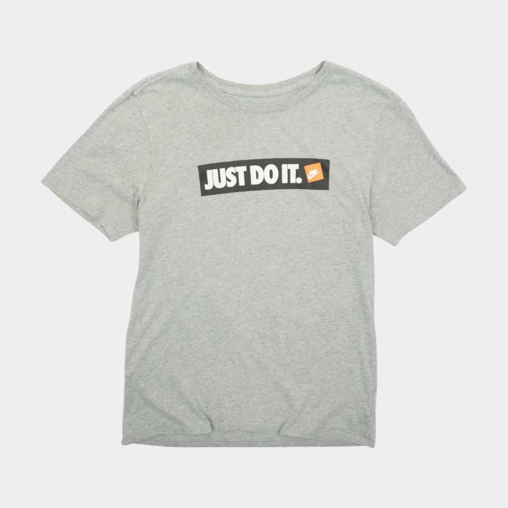 Nike Just Do It Сива Тениска с Голямо Лого